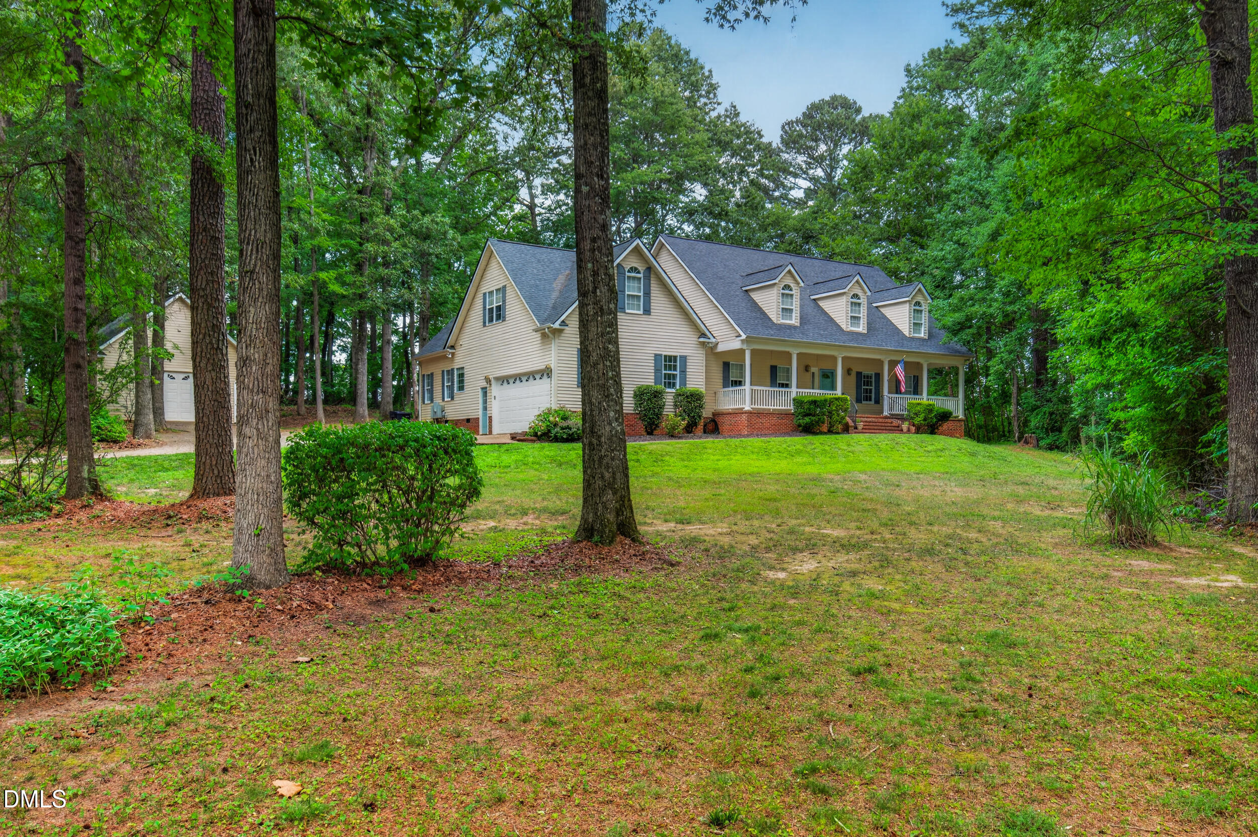 main property photo 51