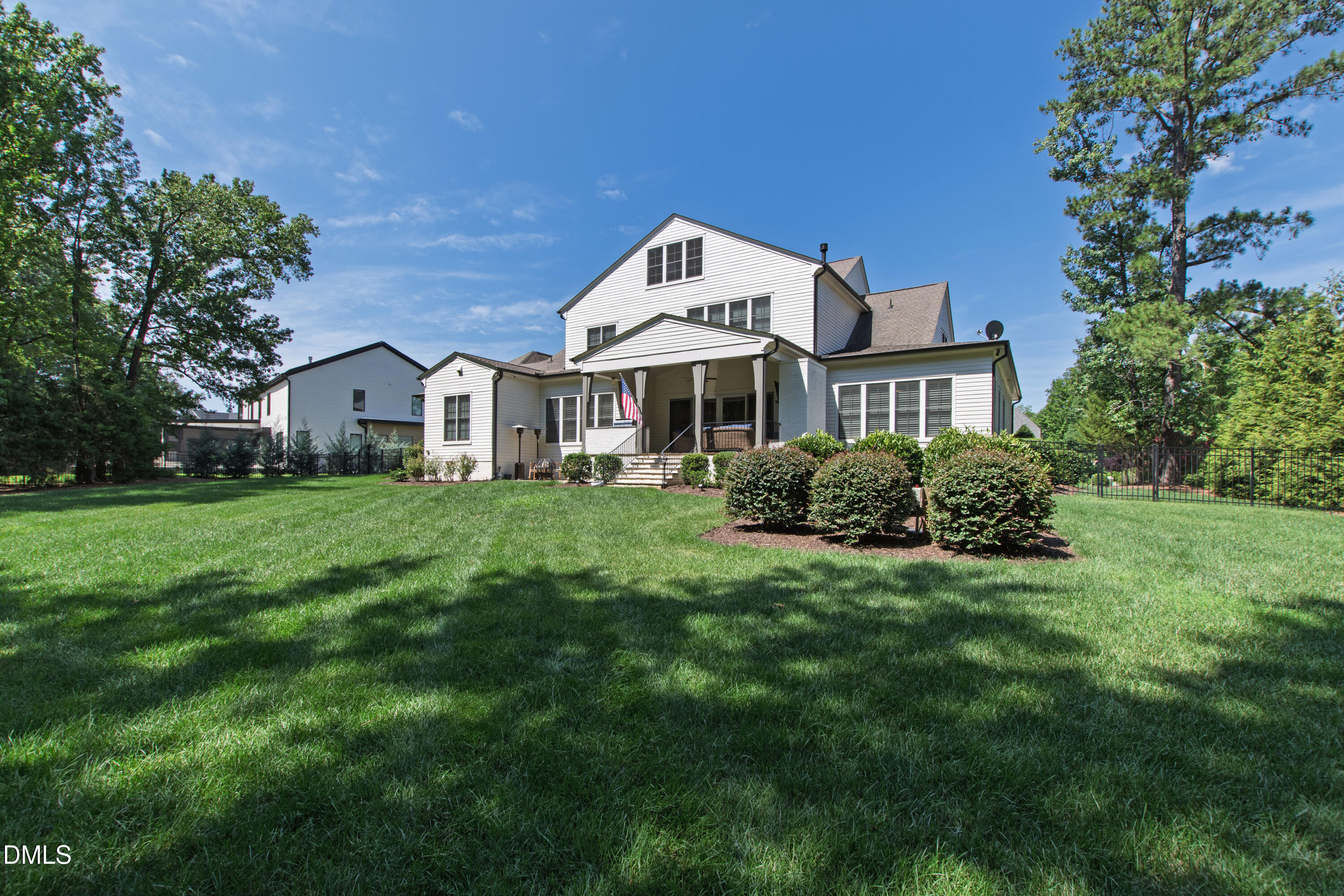 main property photo 78