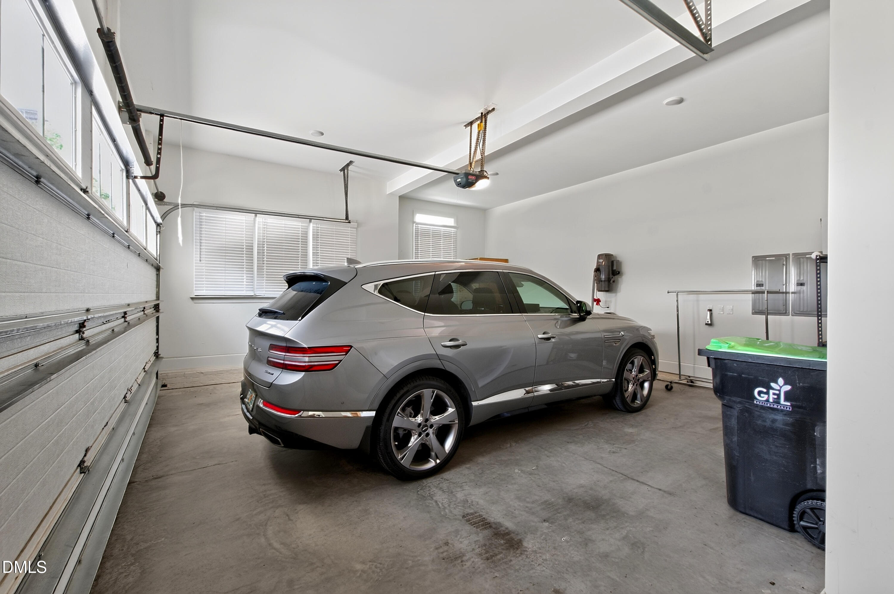 main property photo 83