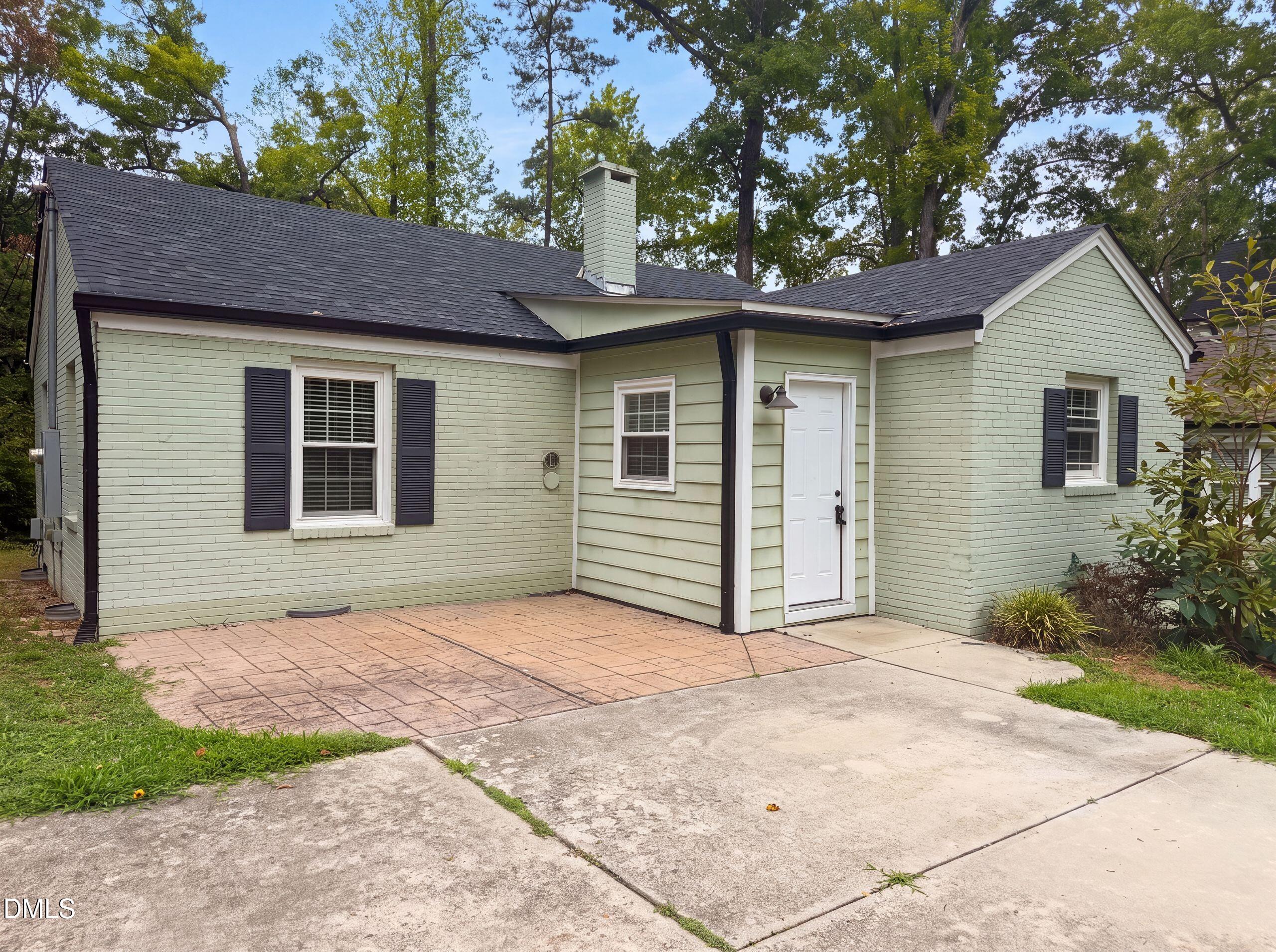 main property photo 15