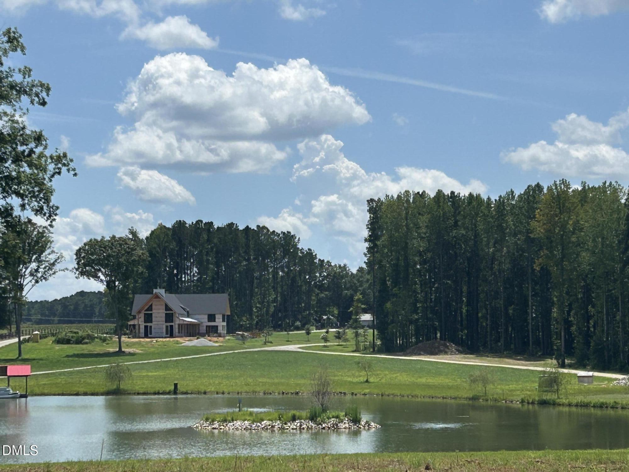 main property photo 16