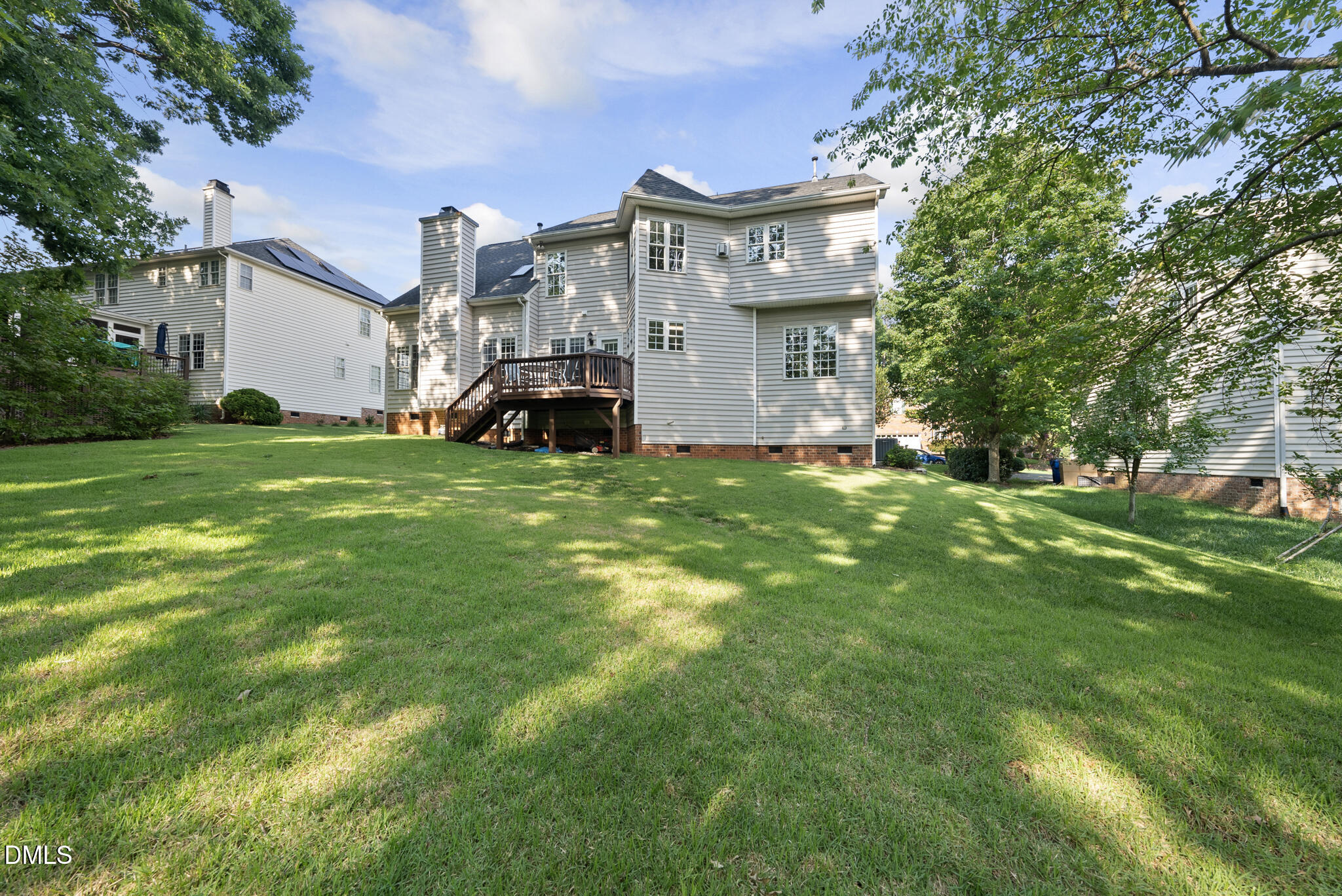 main property photo 50