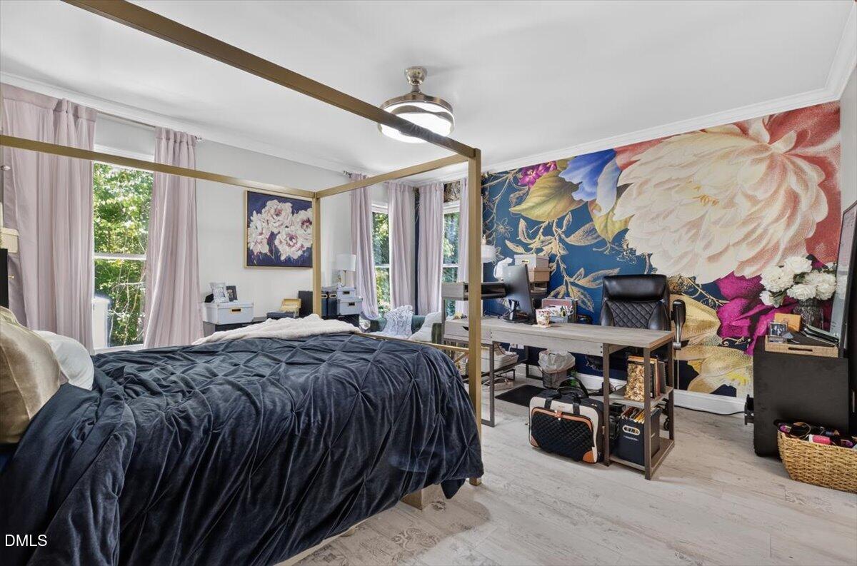 main property photo 41