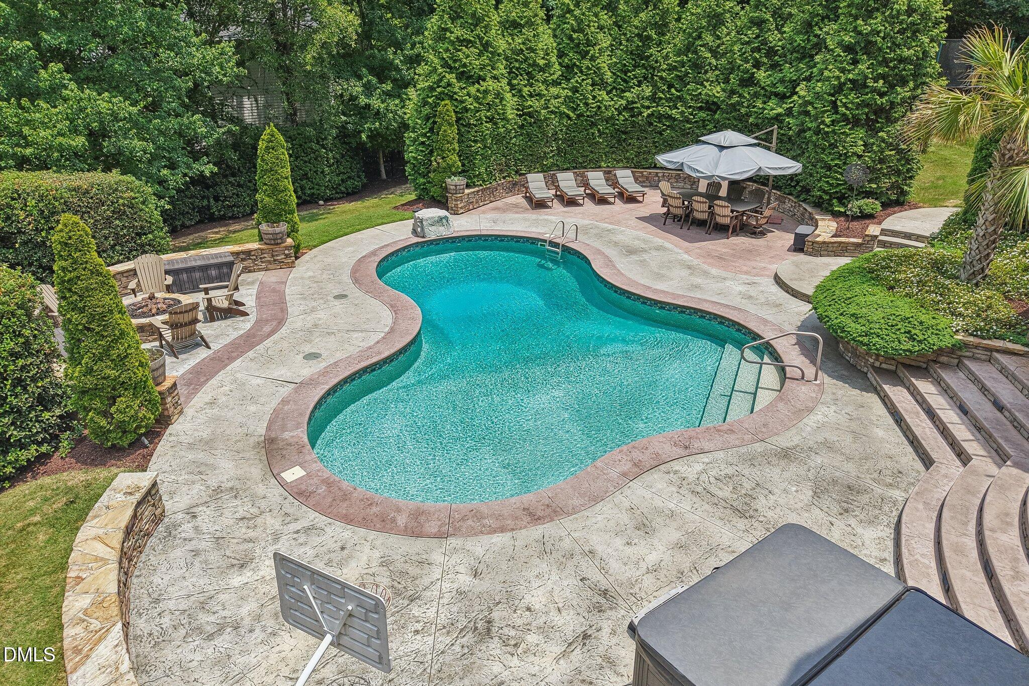 main property photo 77