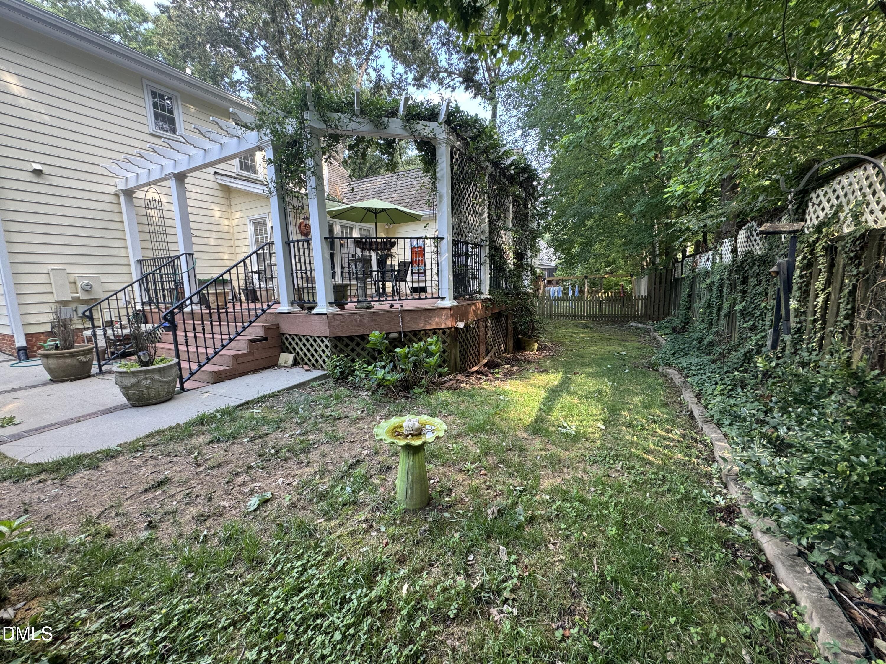main property photo 34