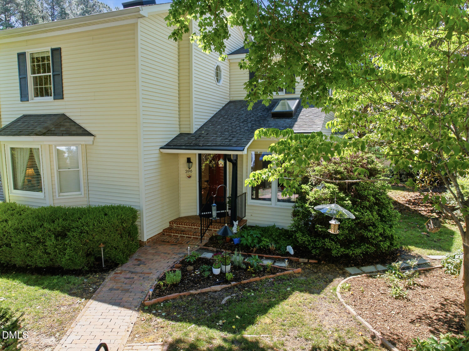 main property photo 33