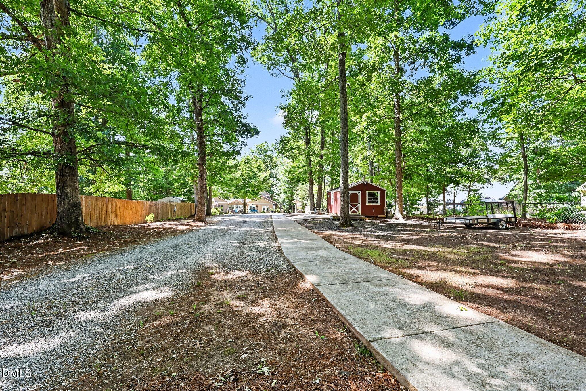 main property photo 45