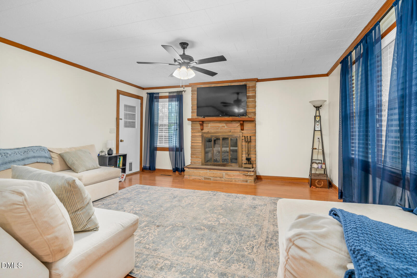 main property photo 18
