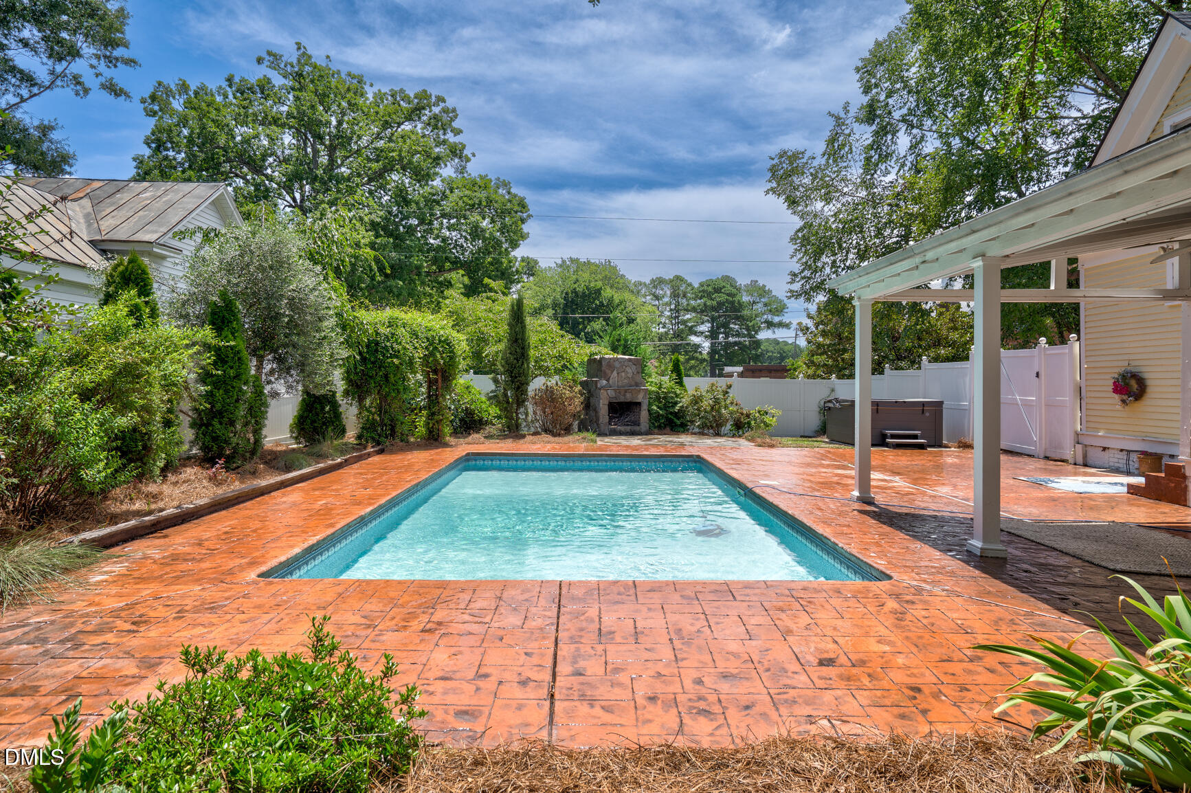 main property photo 52