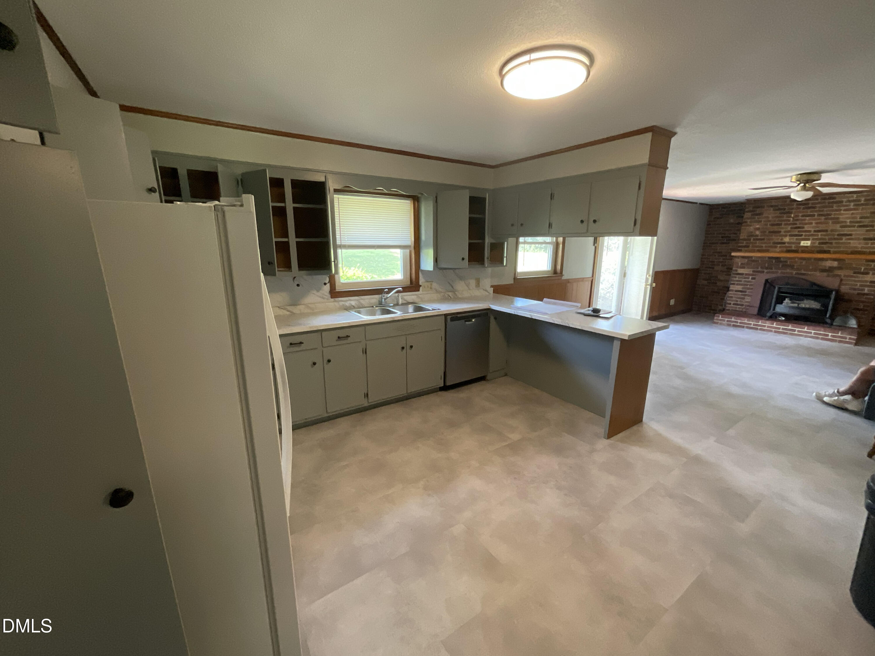 main property photo 57