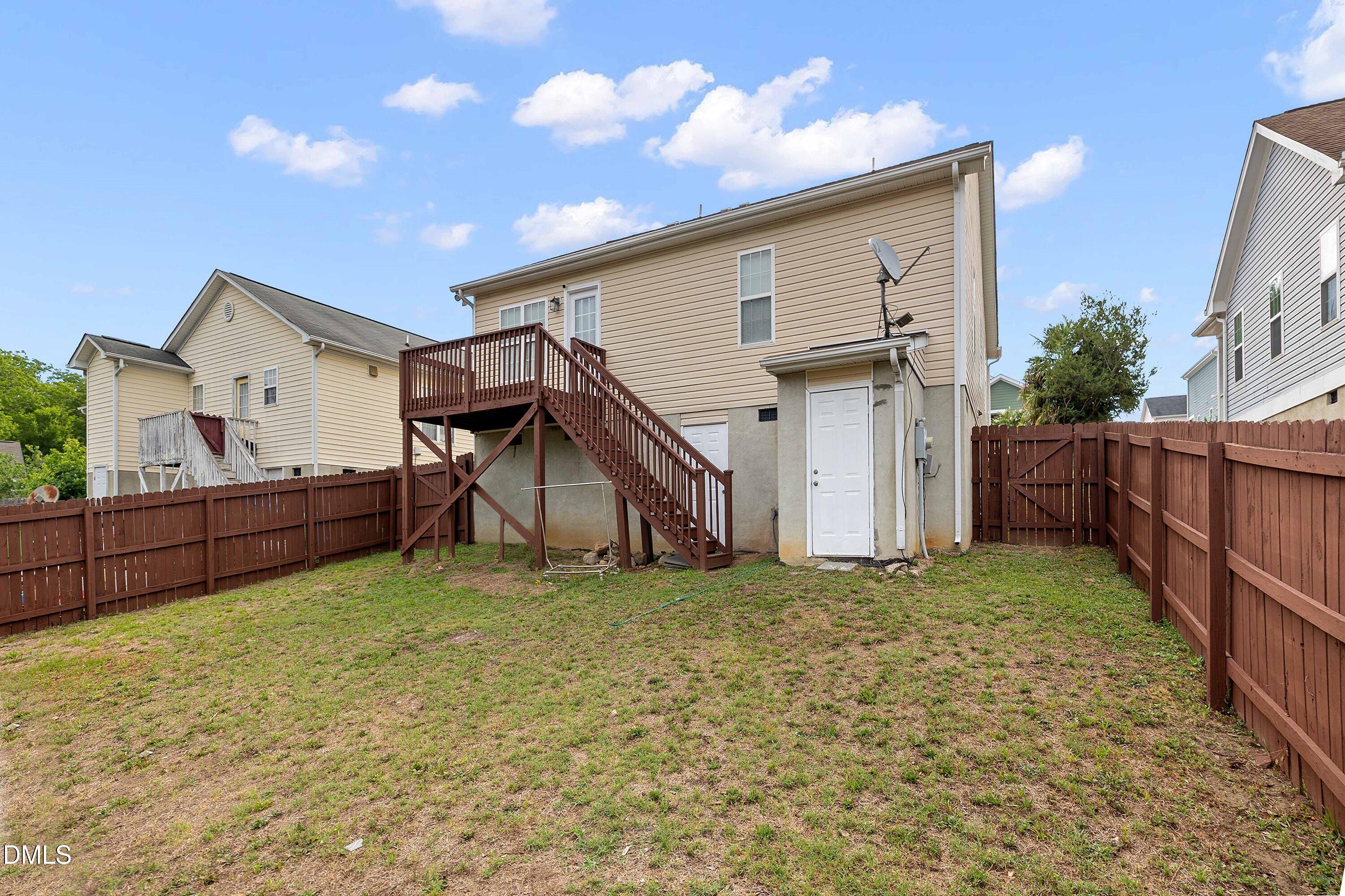 main property photo 23