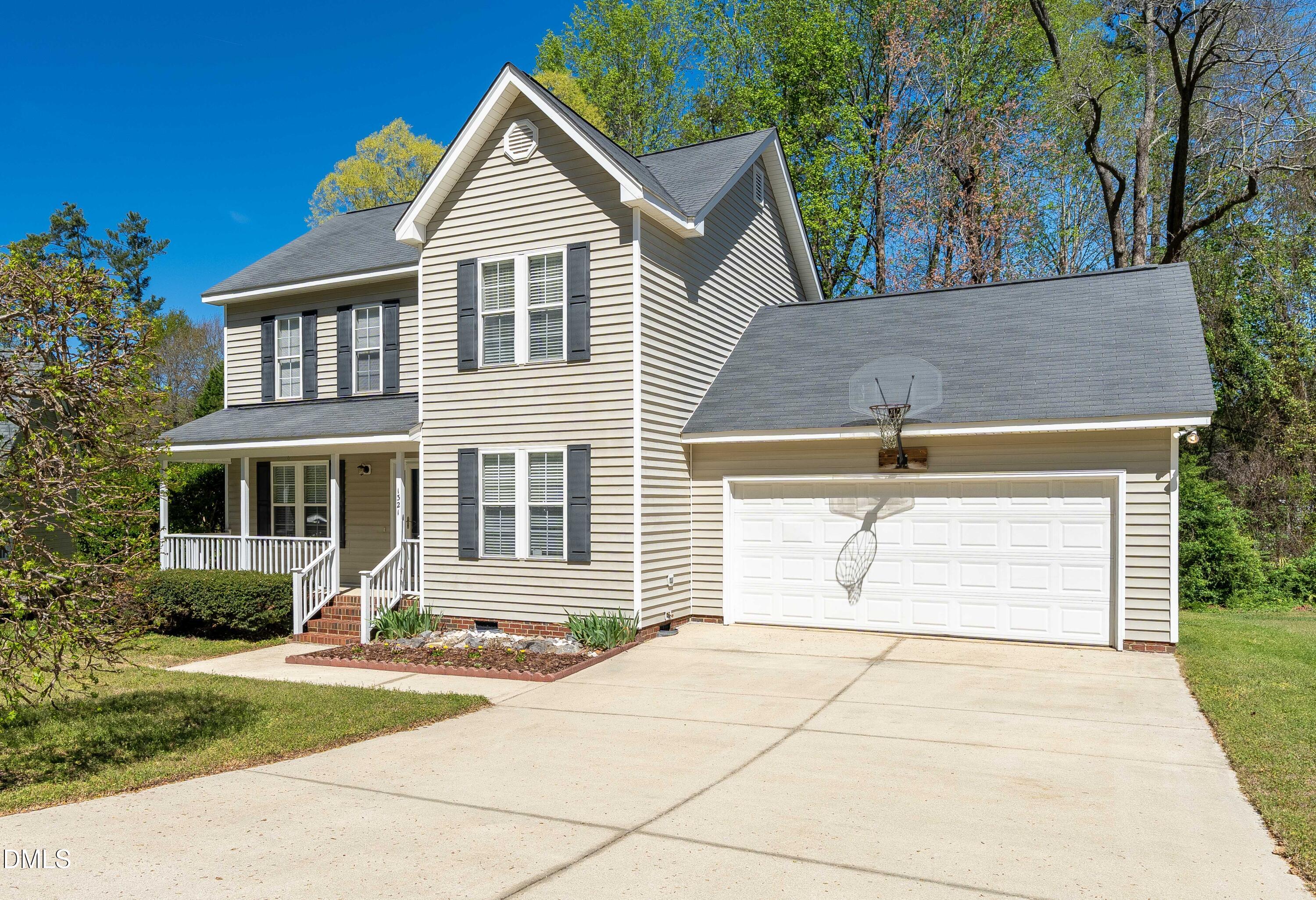 main property photo 19