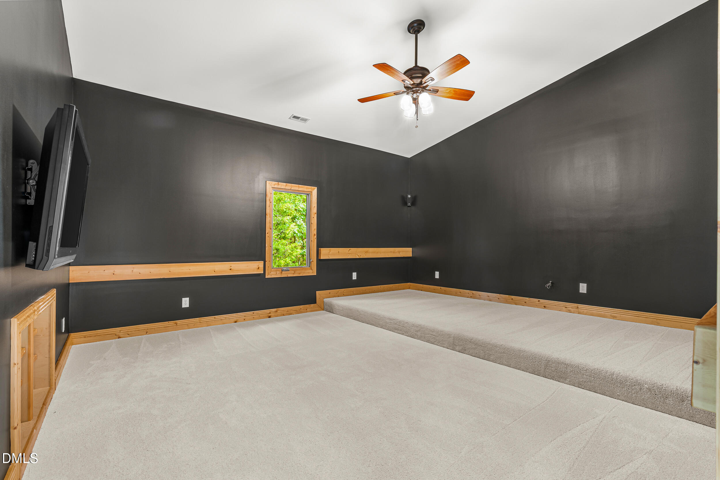 main property photo 69
