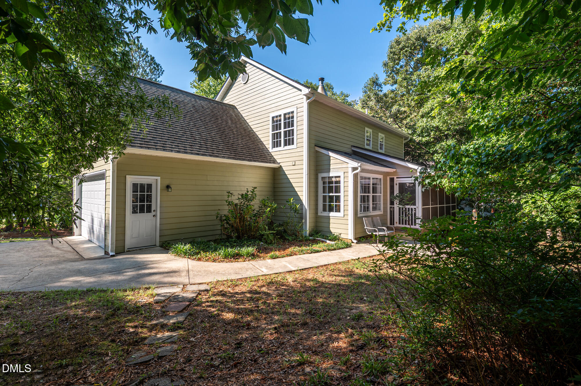 main property photo 39