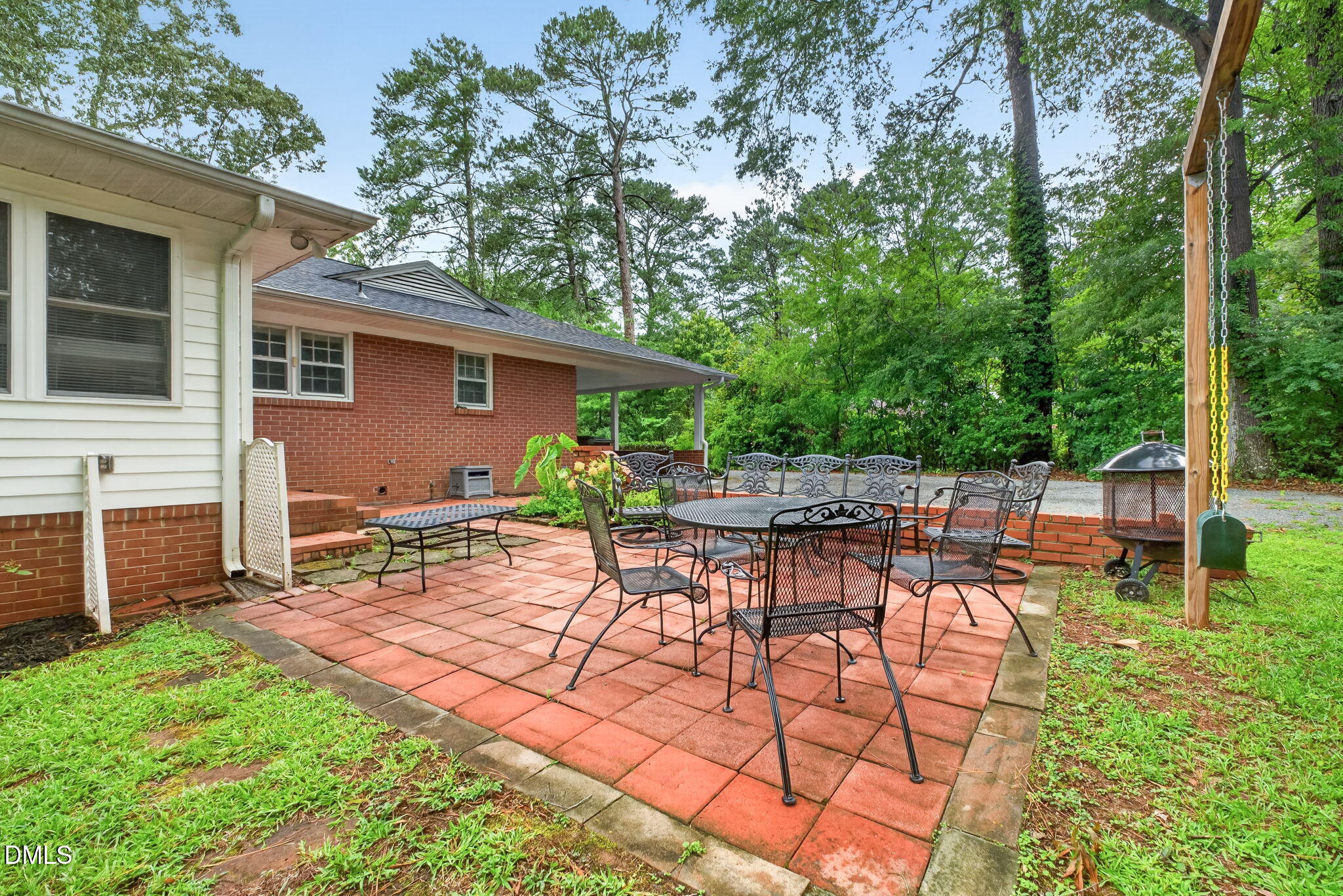 main property photo 41