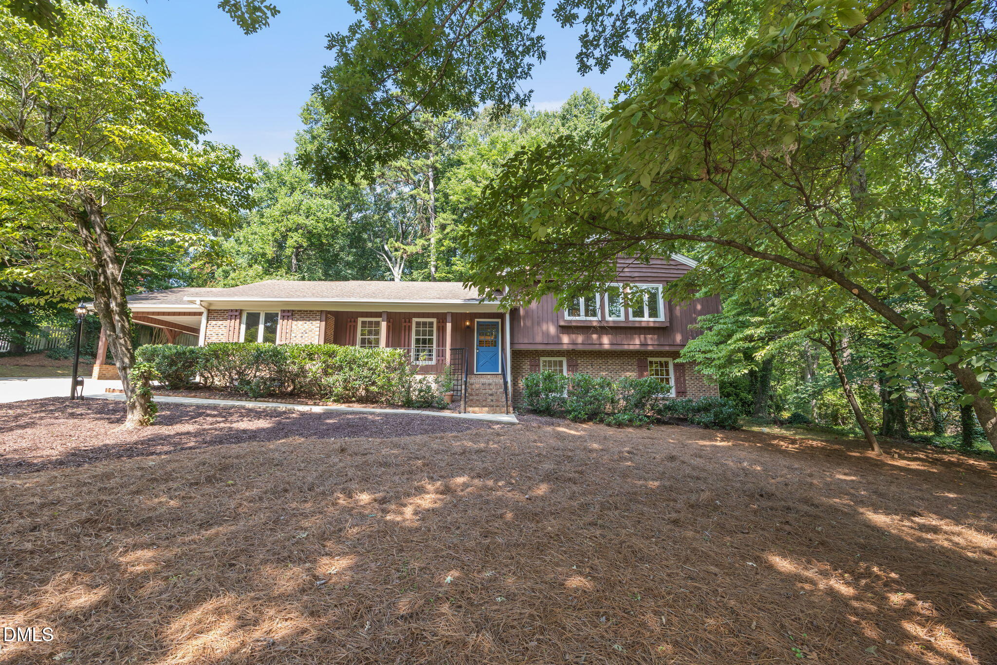 main property photo 4