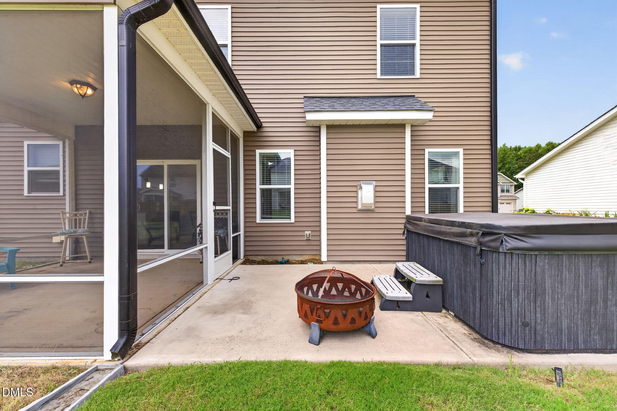 main property photo 42