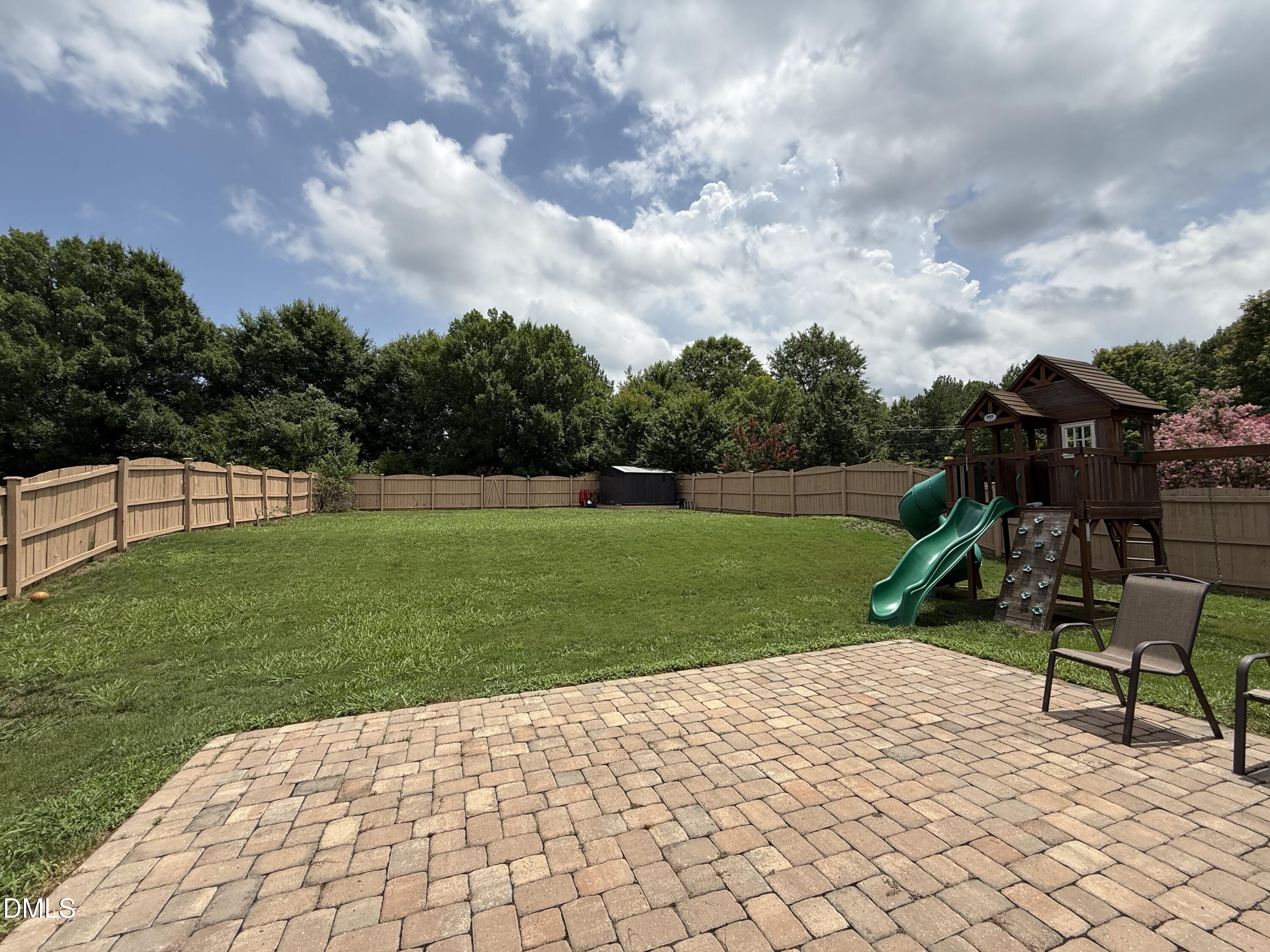 main property photo 44