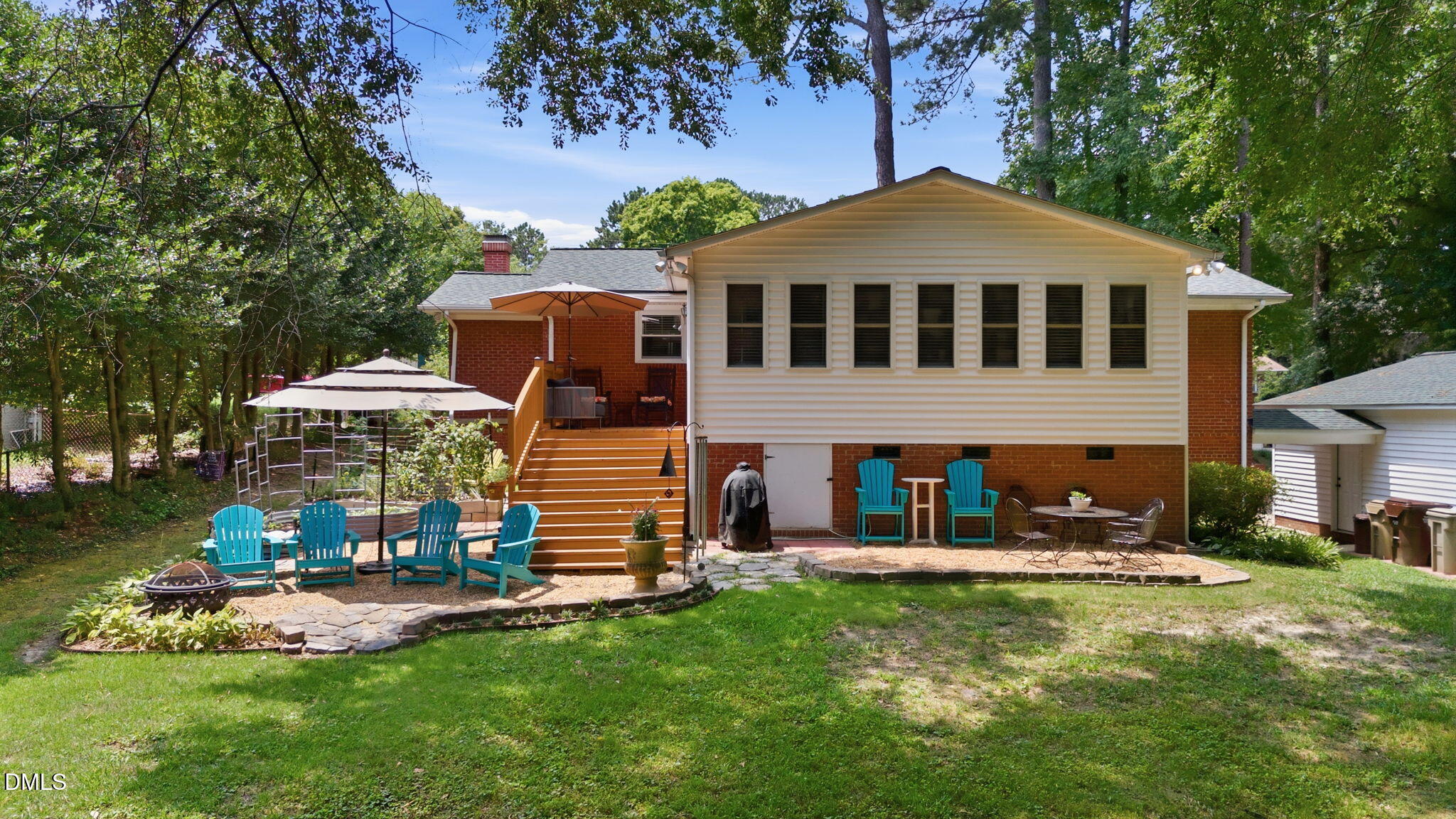 main property photo 42