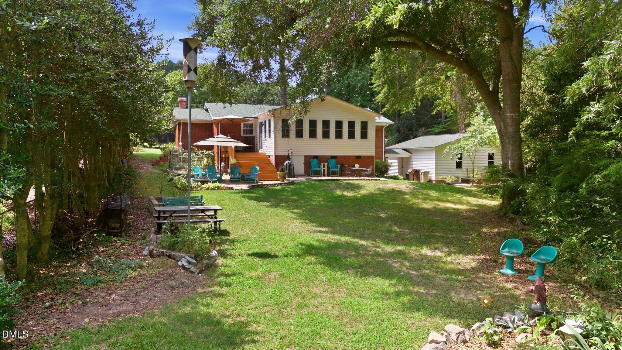 main property photo 49
