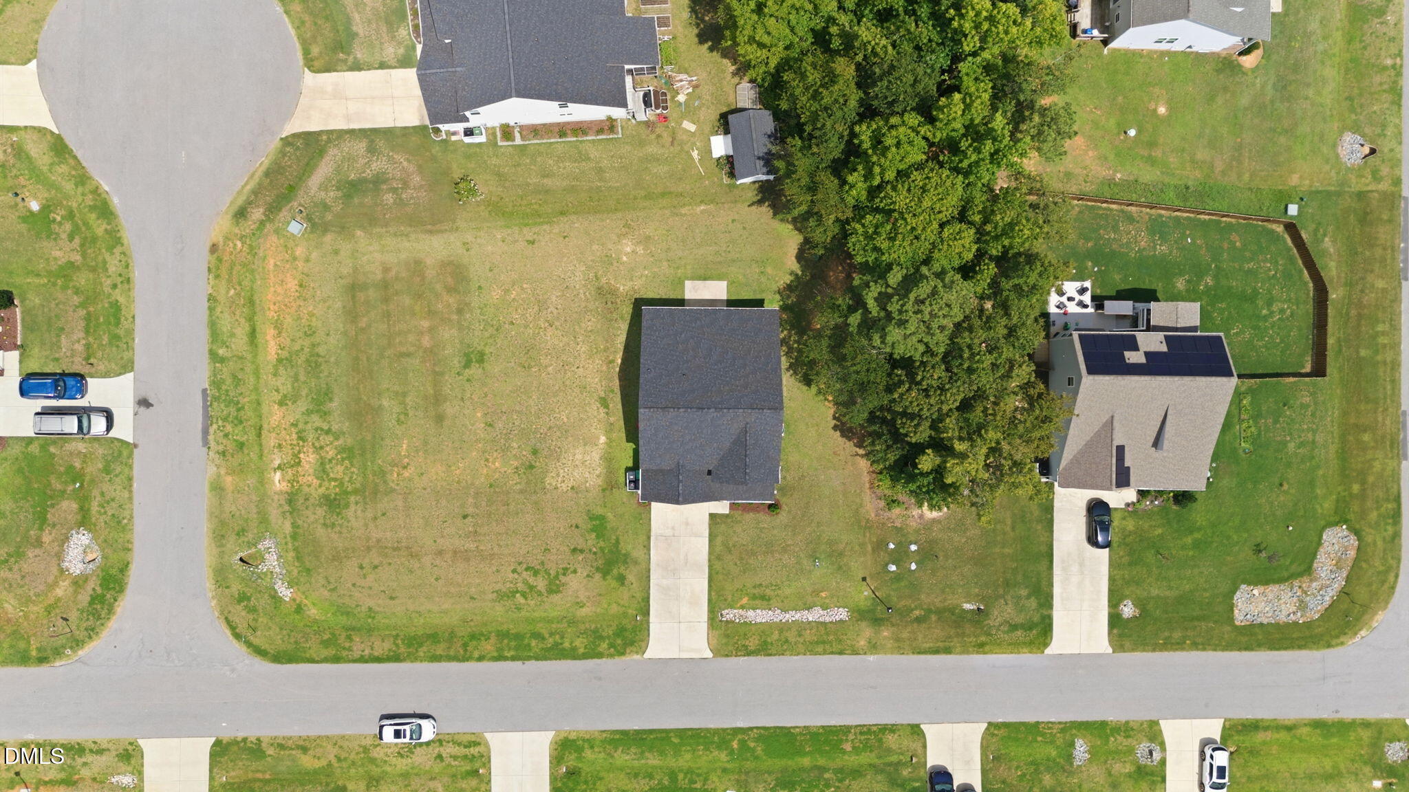 main property photo 33