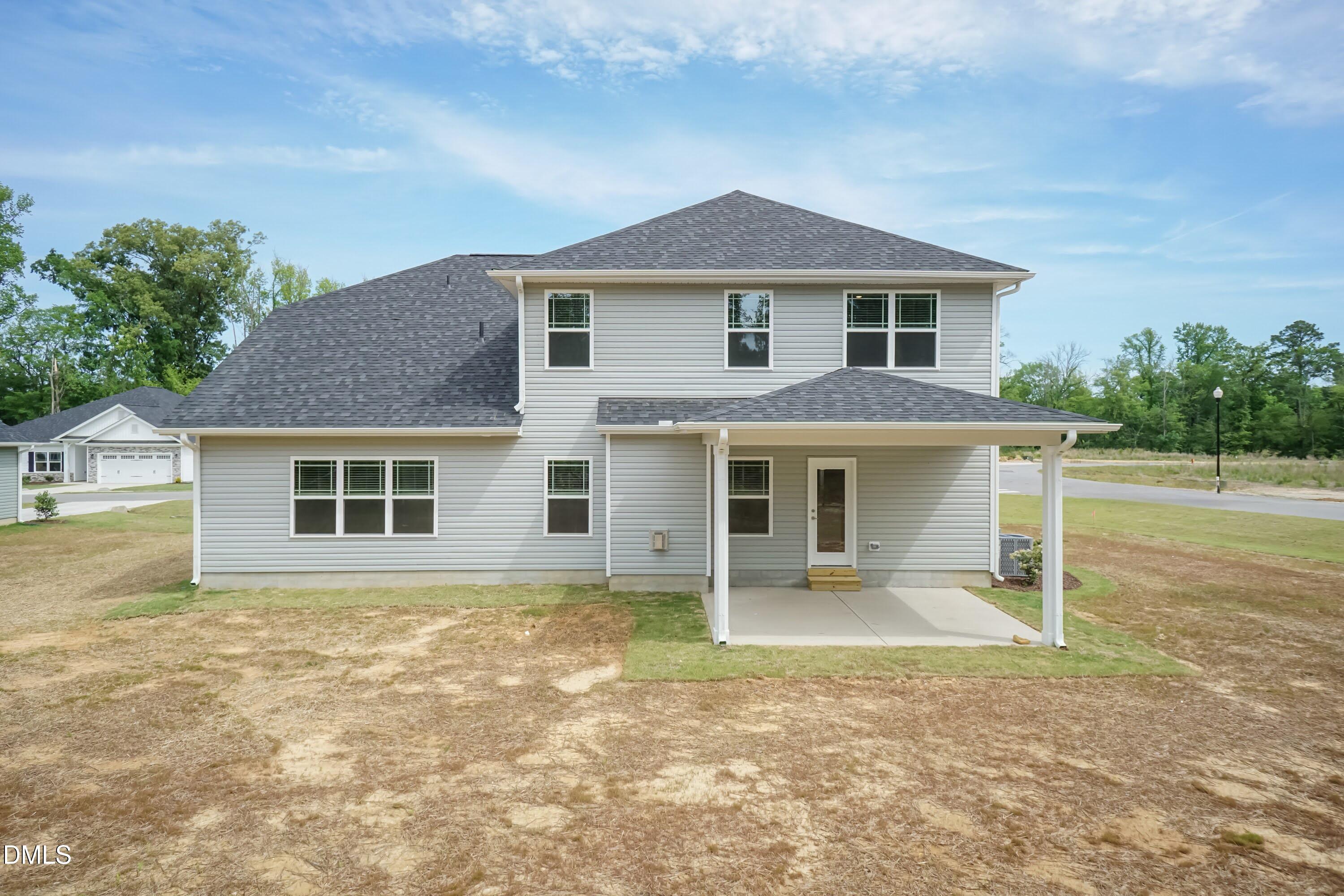 main property photo 32