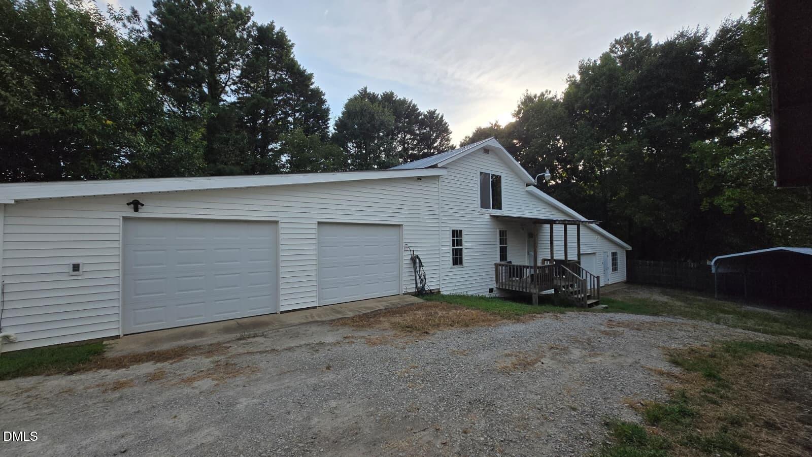 main property photo 23