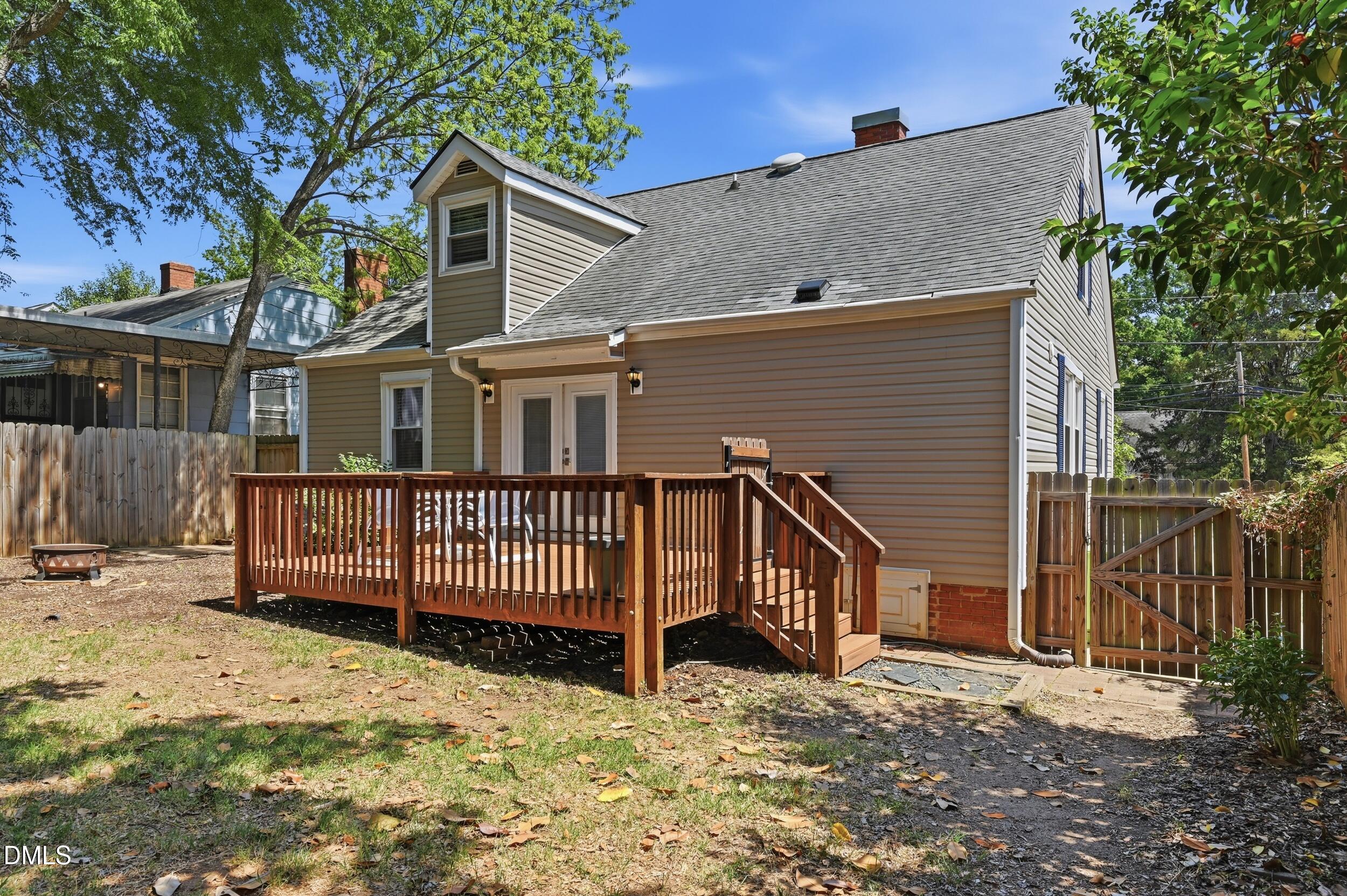 main property photo 20
