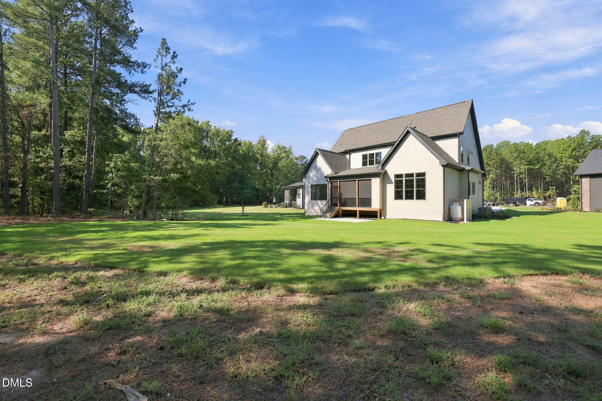 main property photo 36