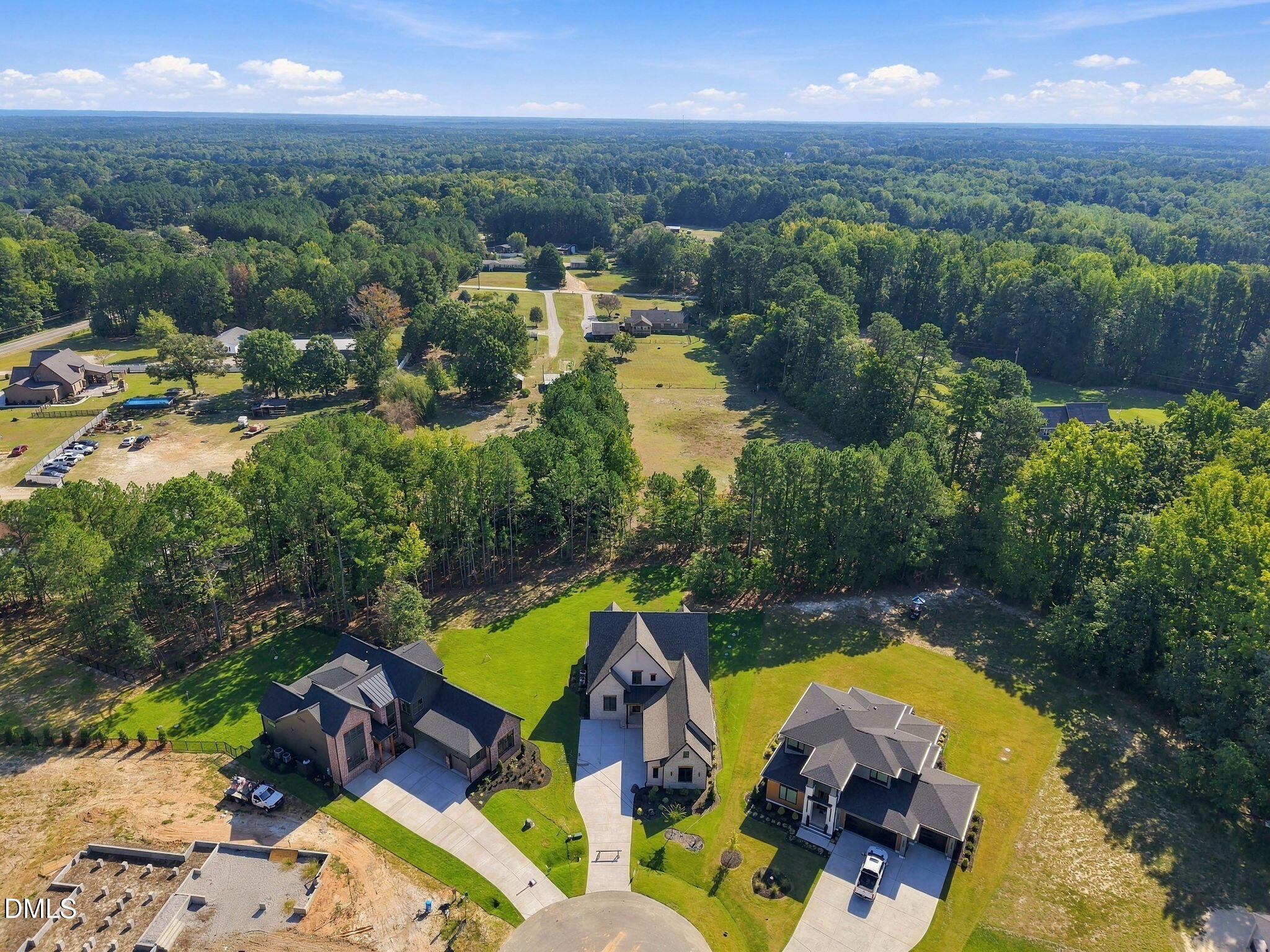 main property photo 41