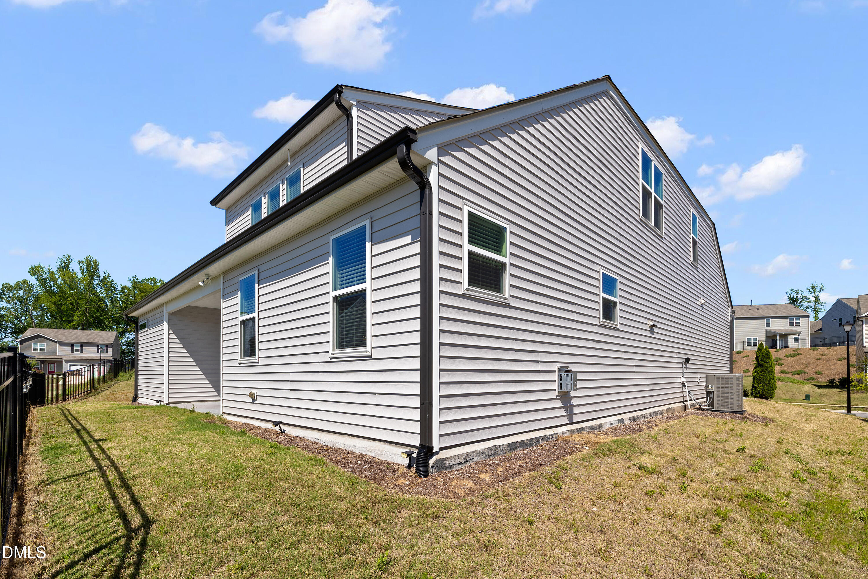 main property photo 49
