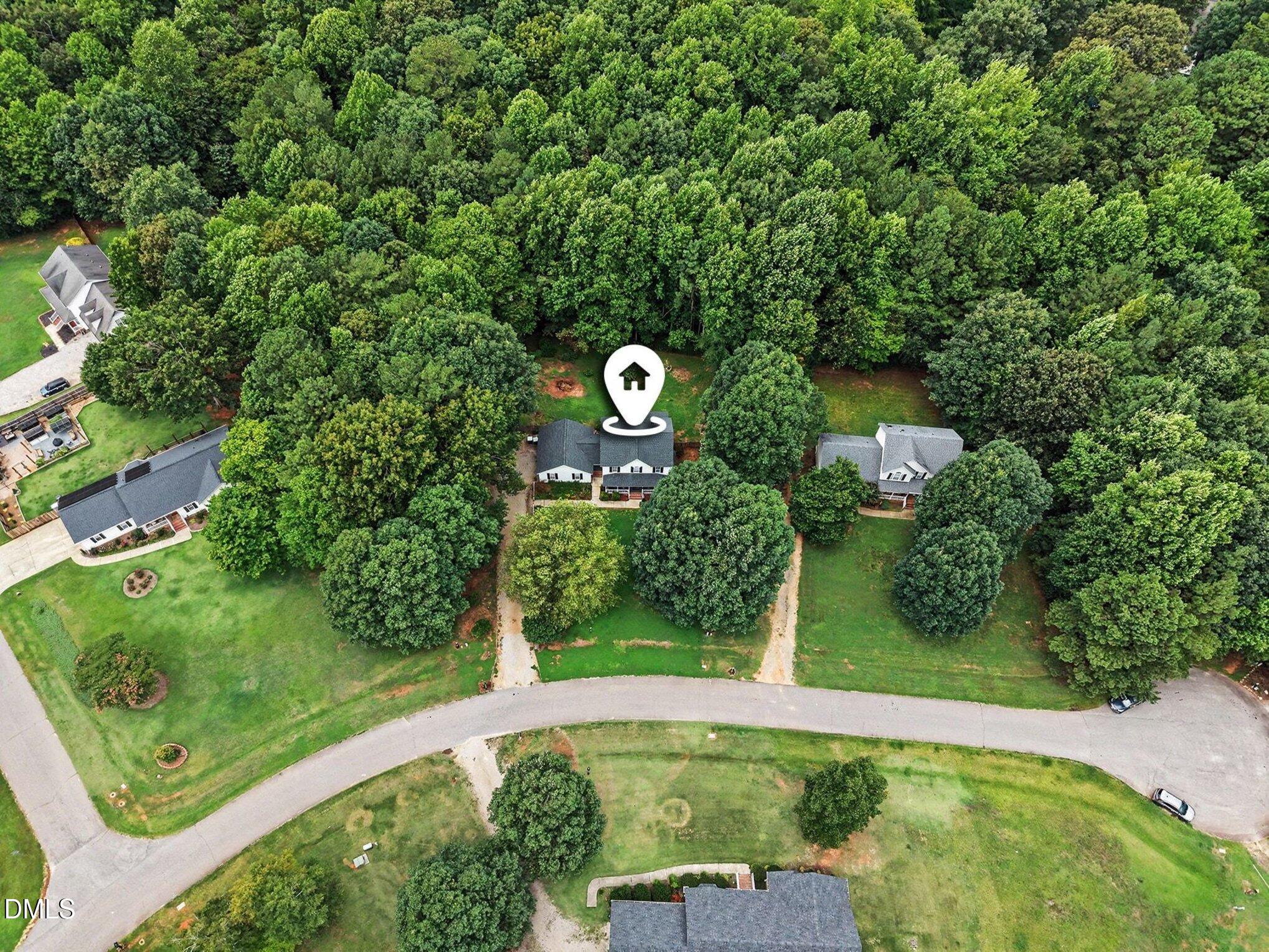 main property photo 28