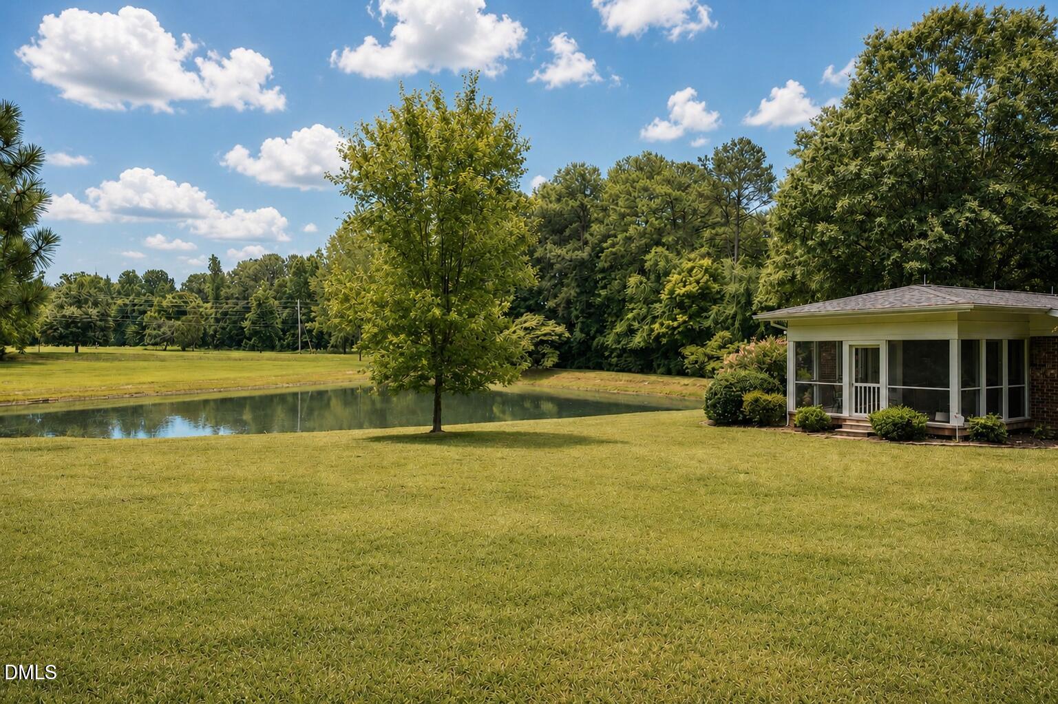 main property photo 40