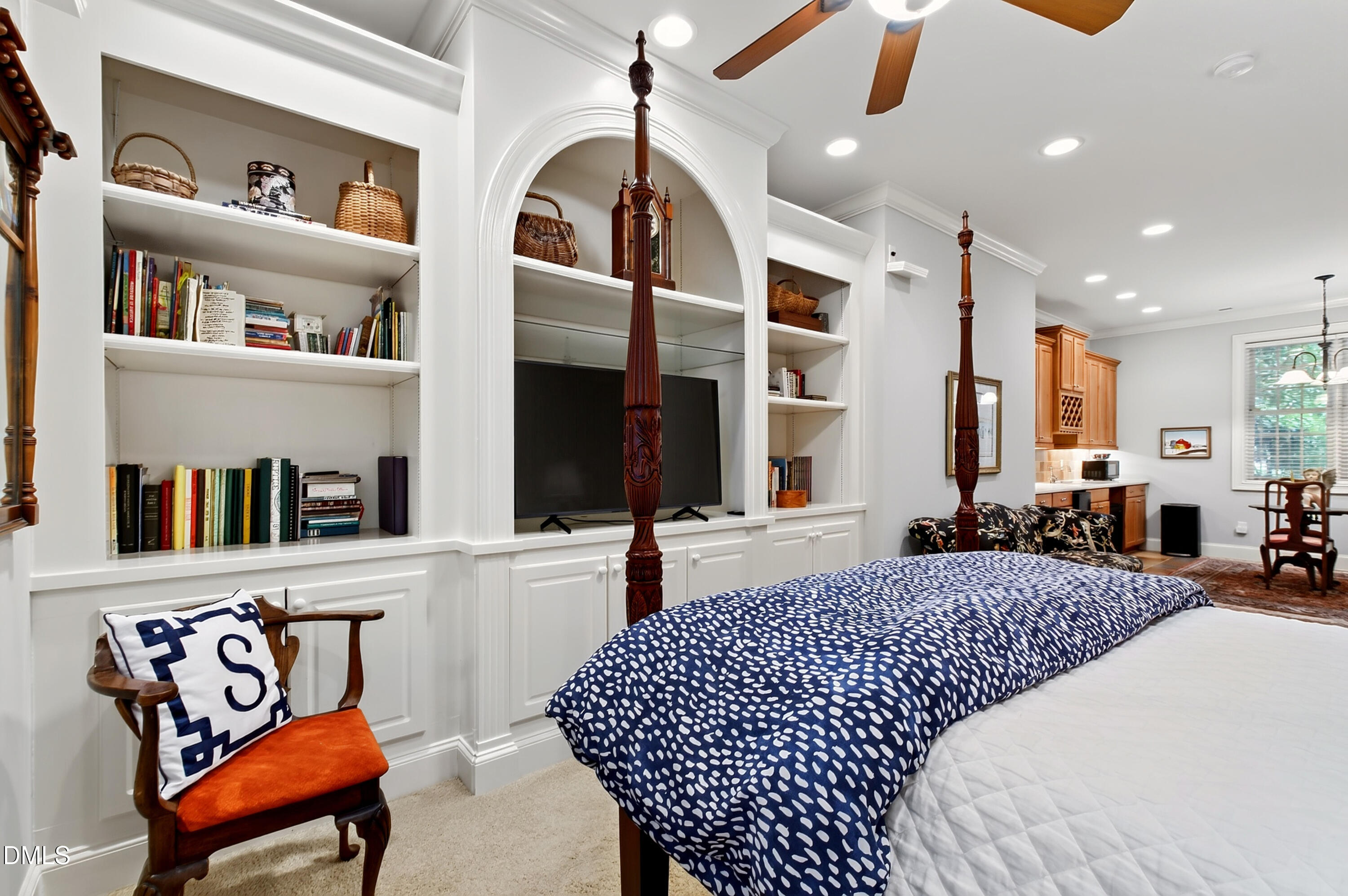 main property photo 59