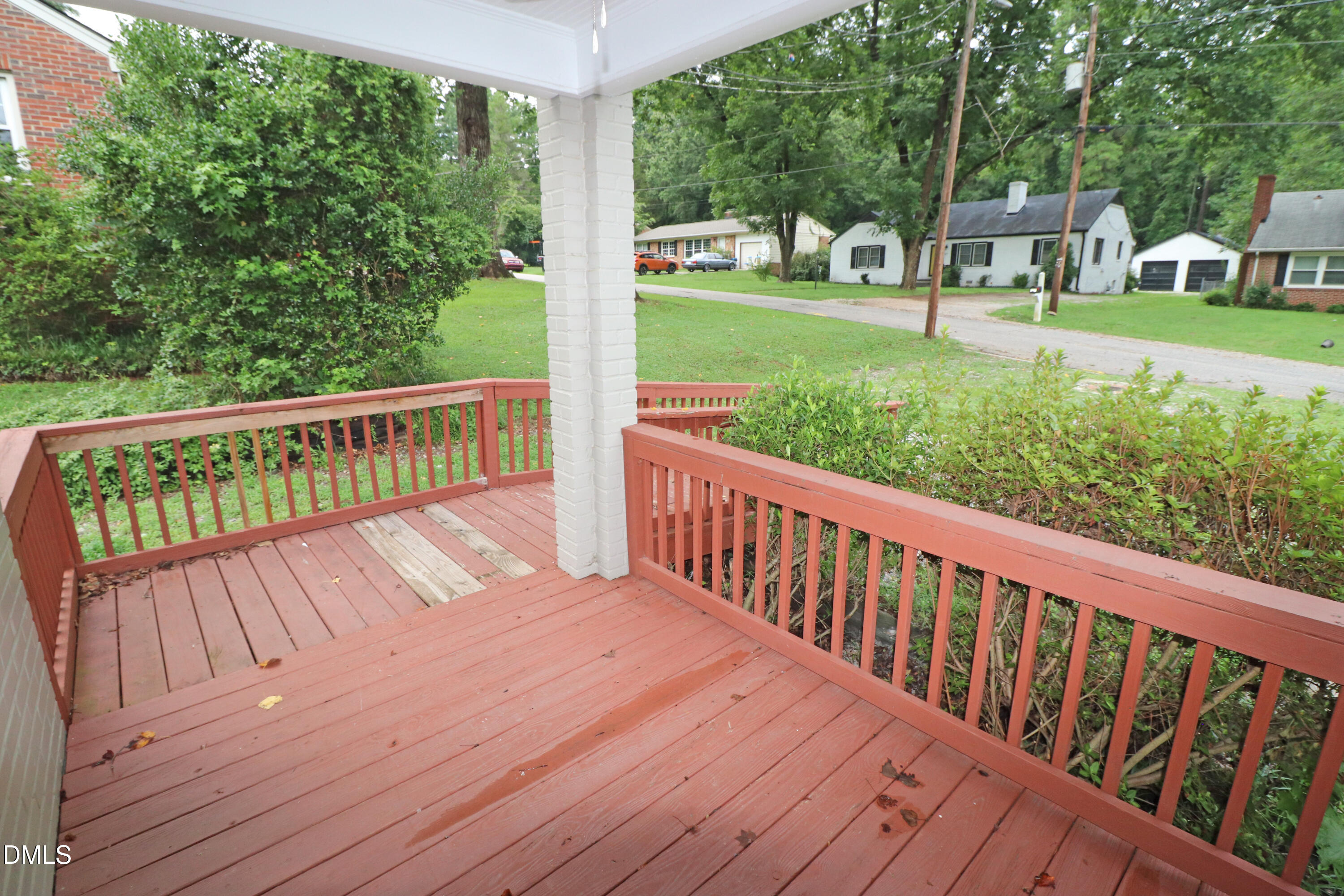 main property photo 27