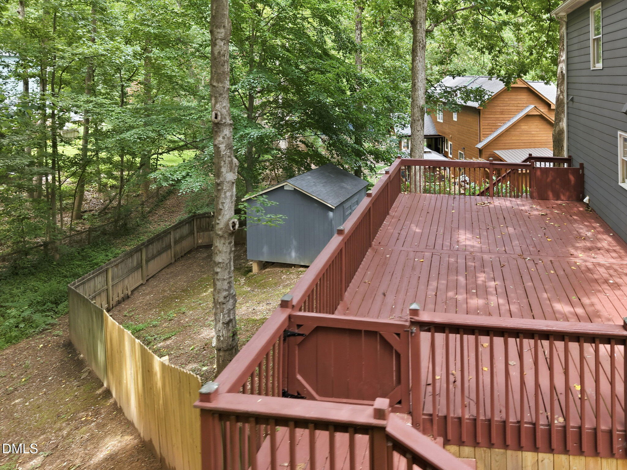 main property photo 23