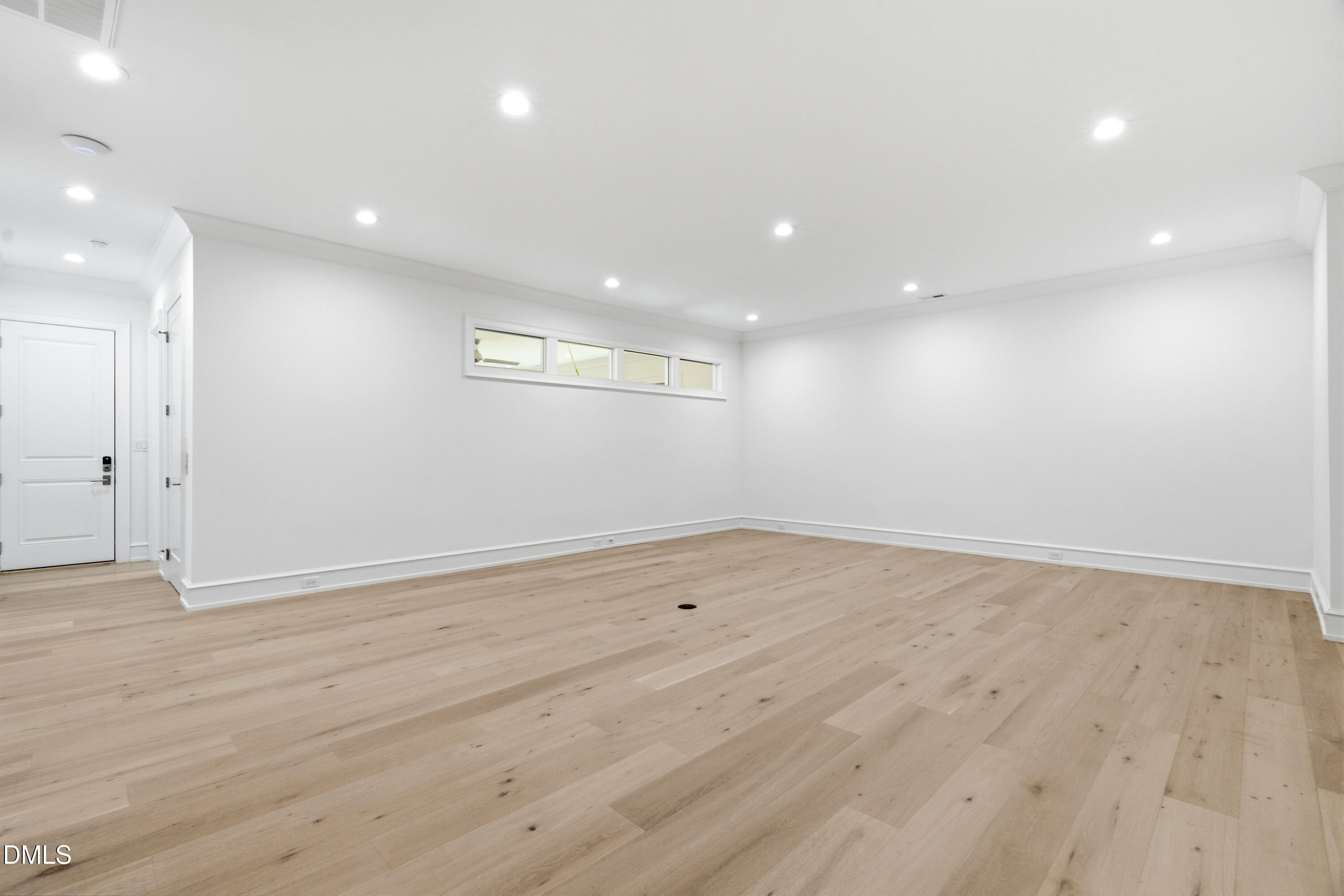 main property photo 64