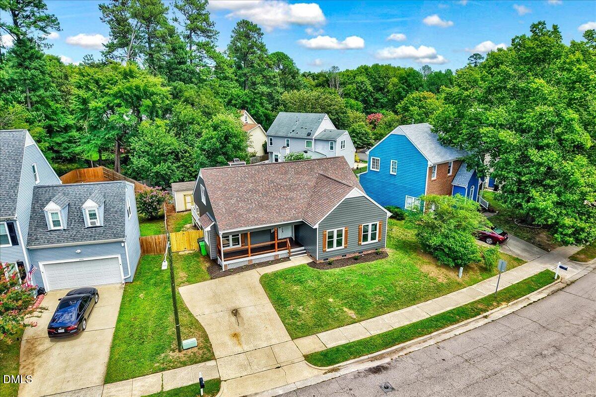 main property photo 30