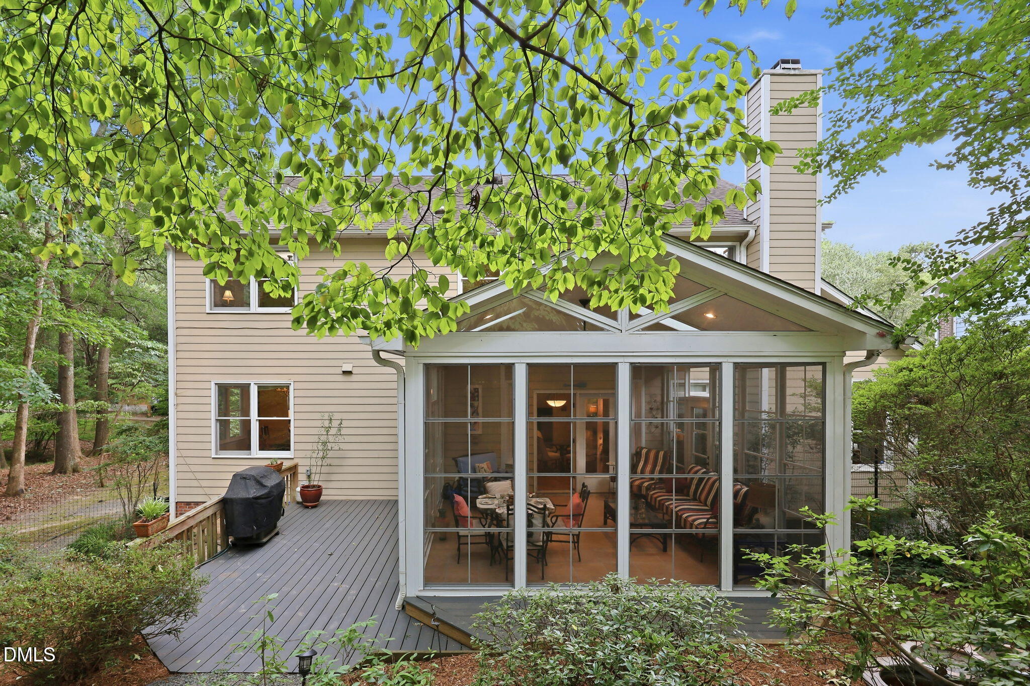 main property photo 43