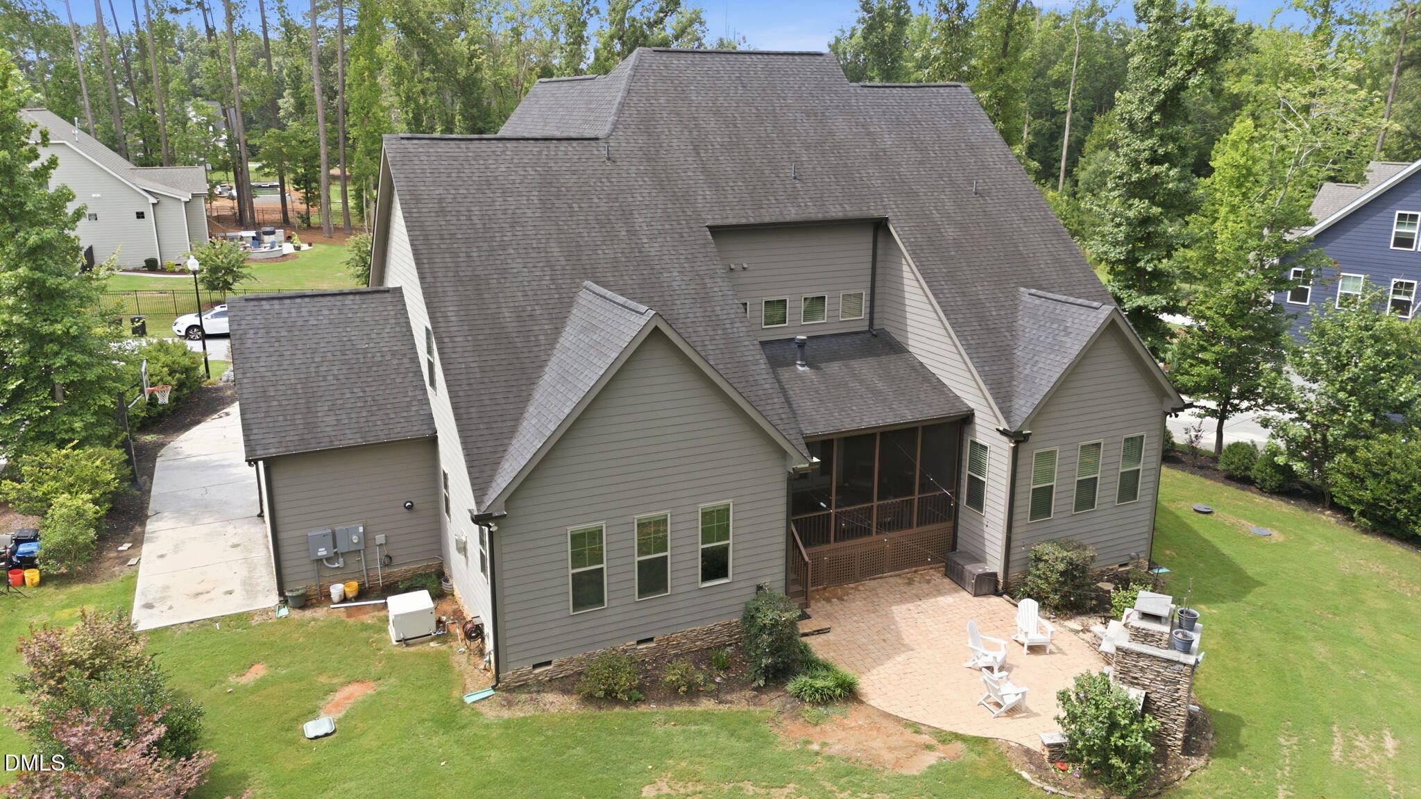 main property photo 49
