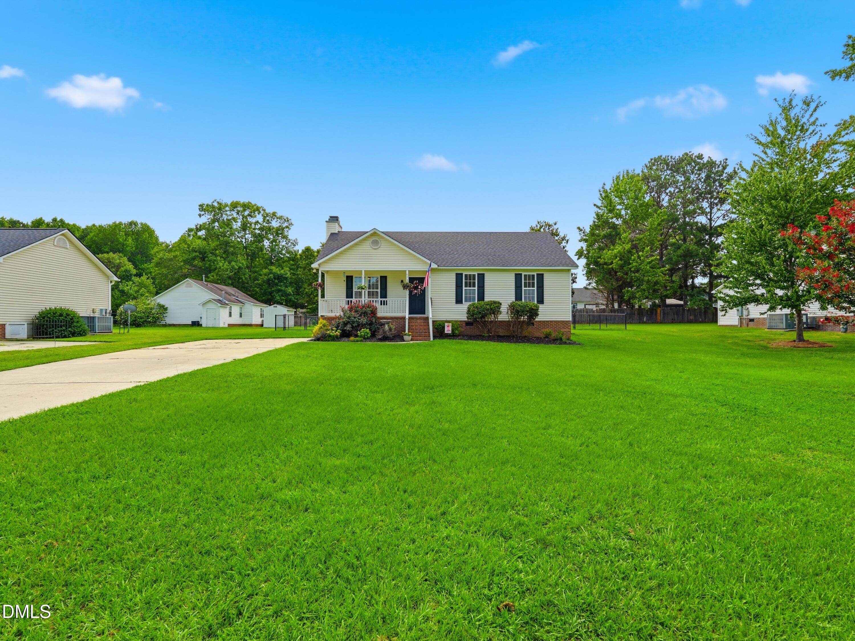 main property photo 38