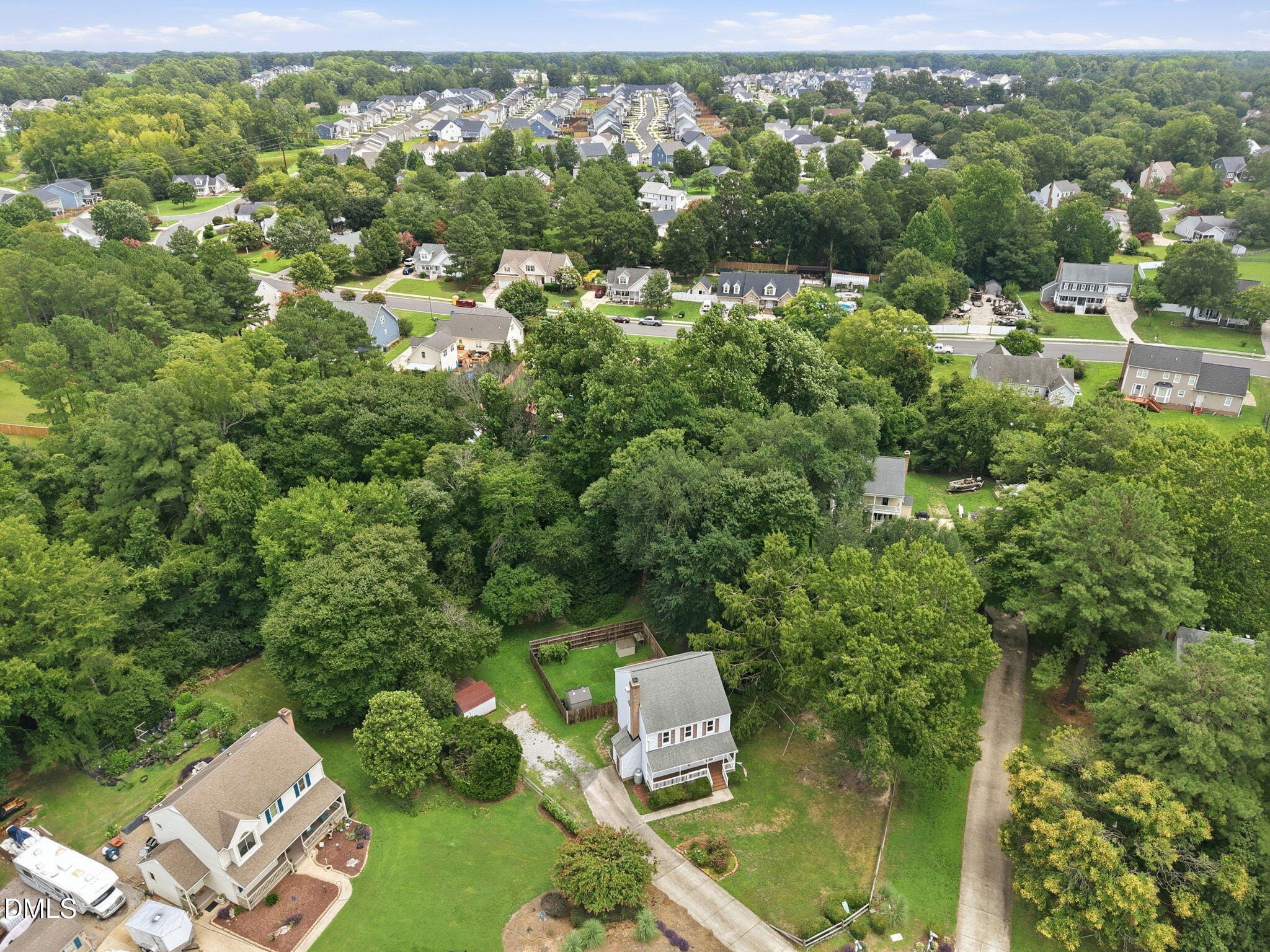 main property photo 47