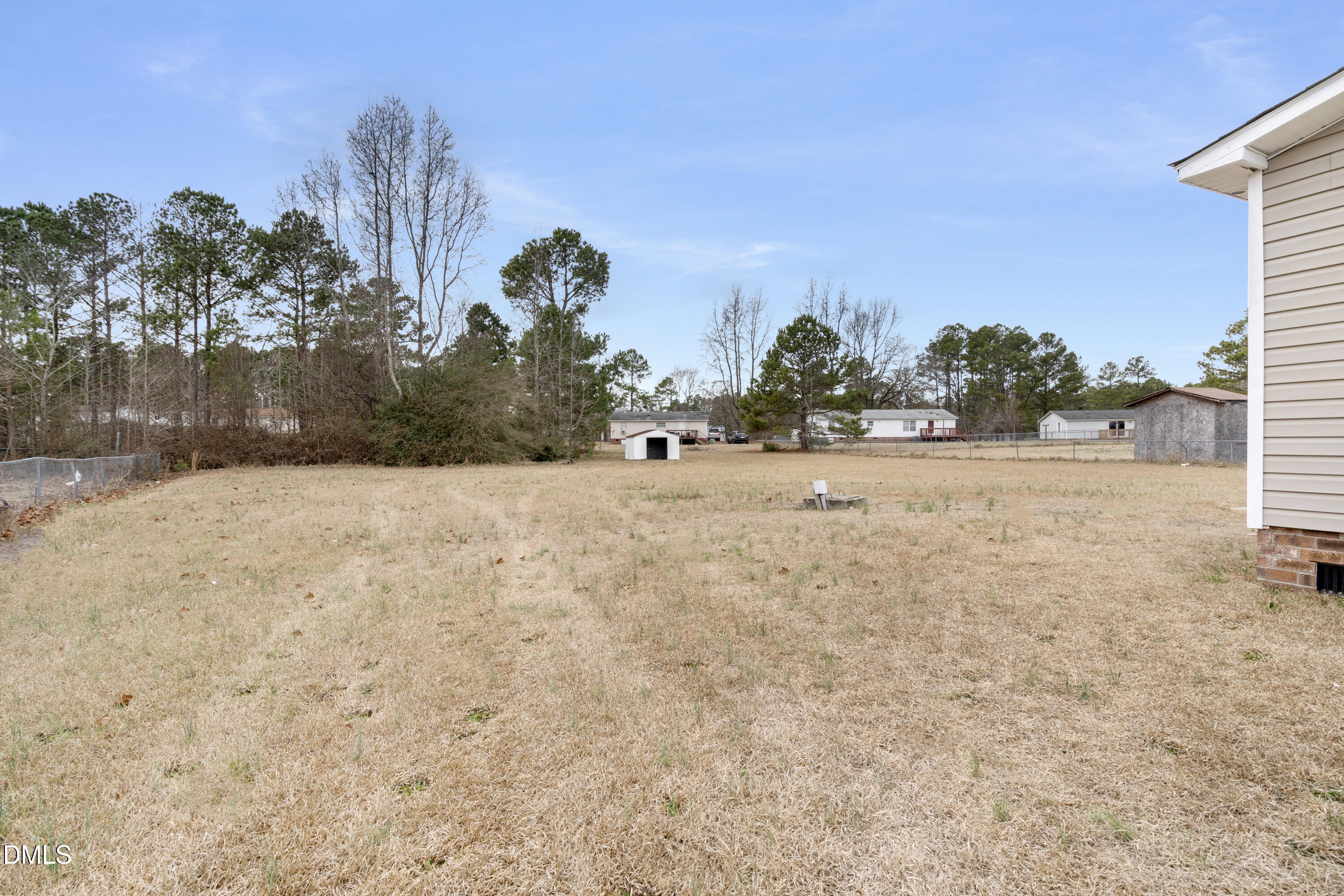 main property photo 37