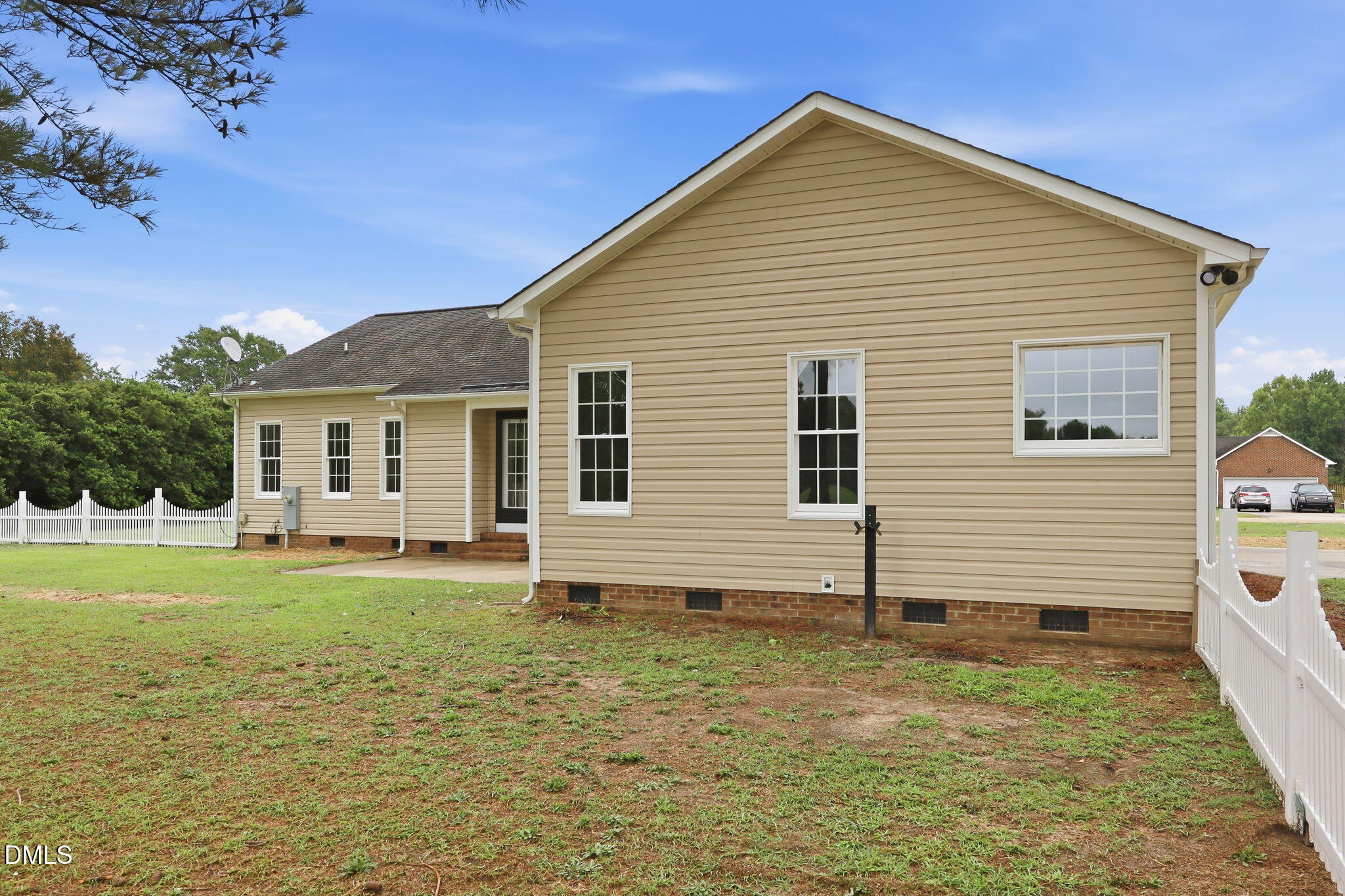 main property photo 48