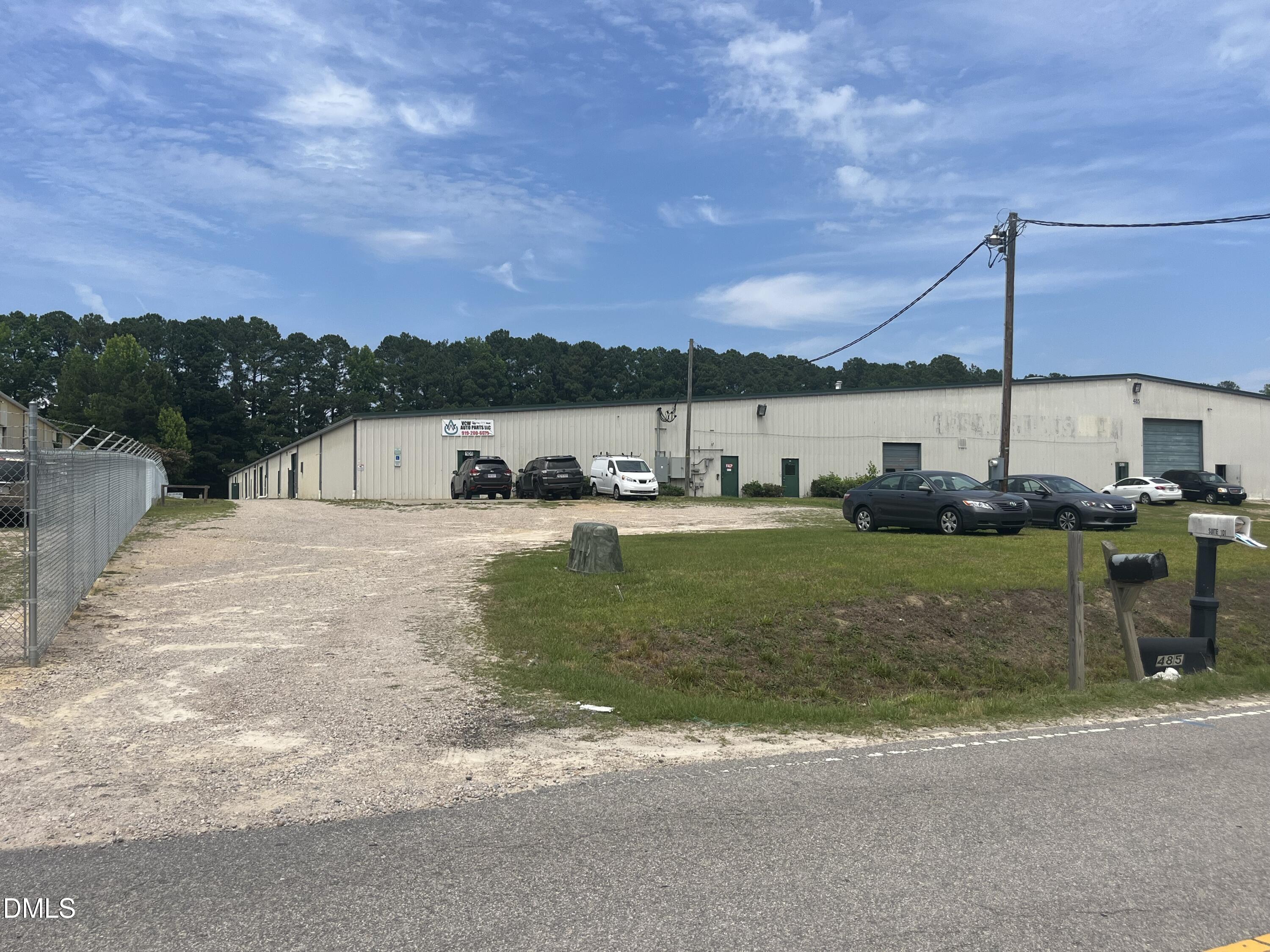 main property photo 6