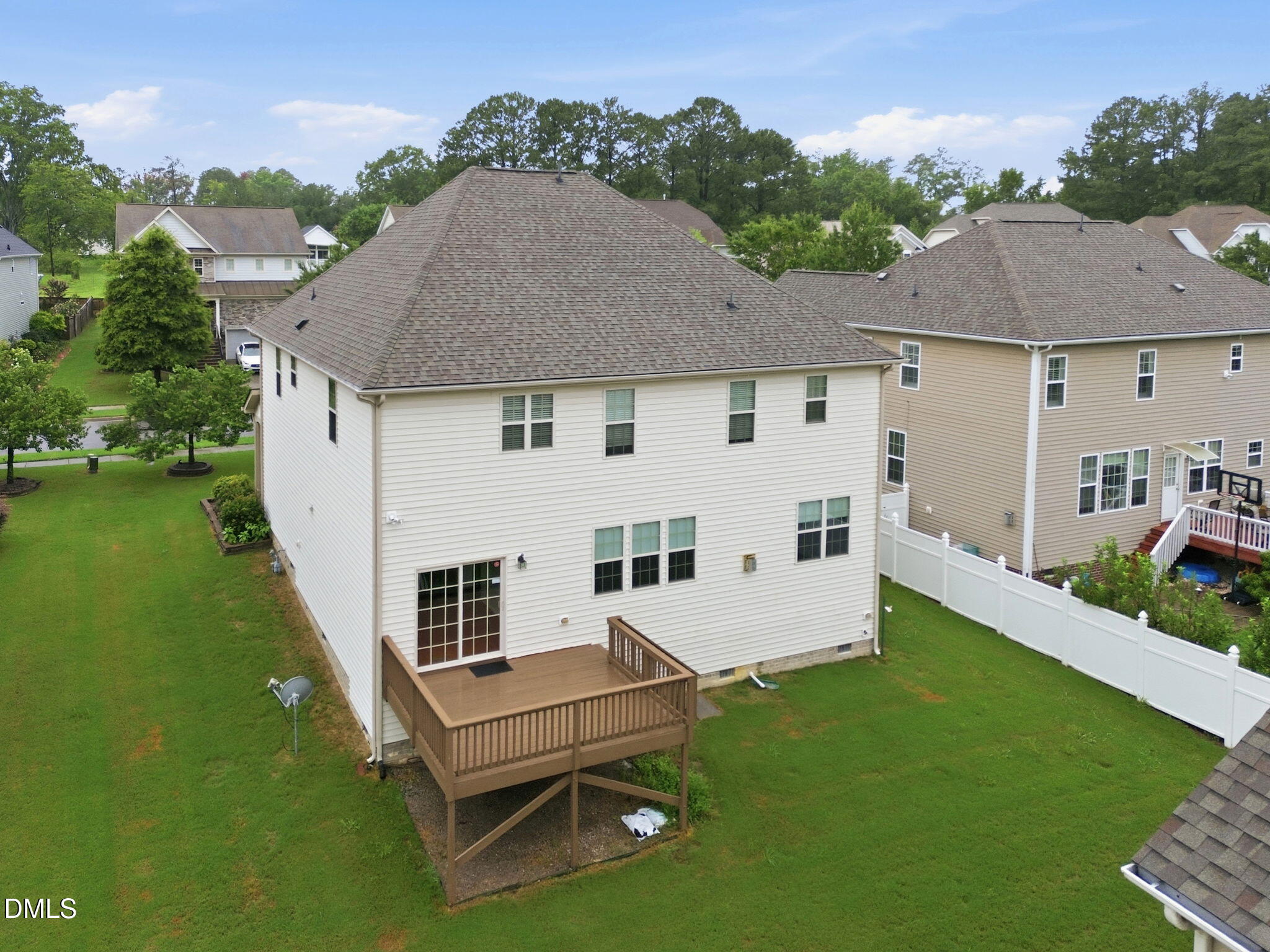 main property photo 61