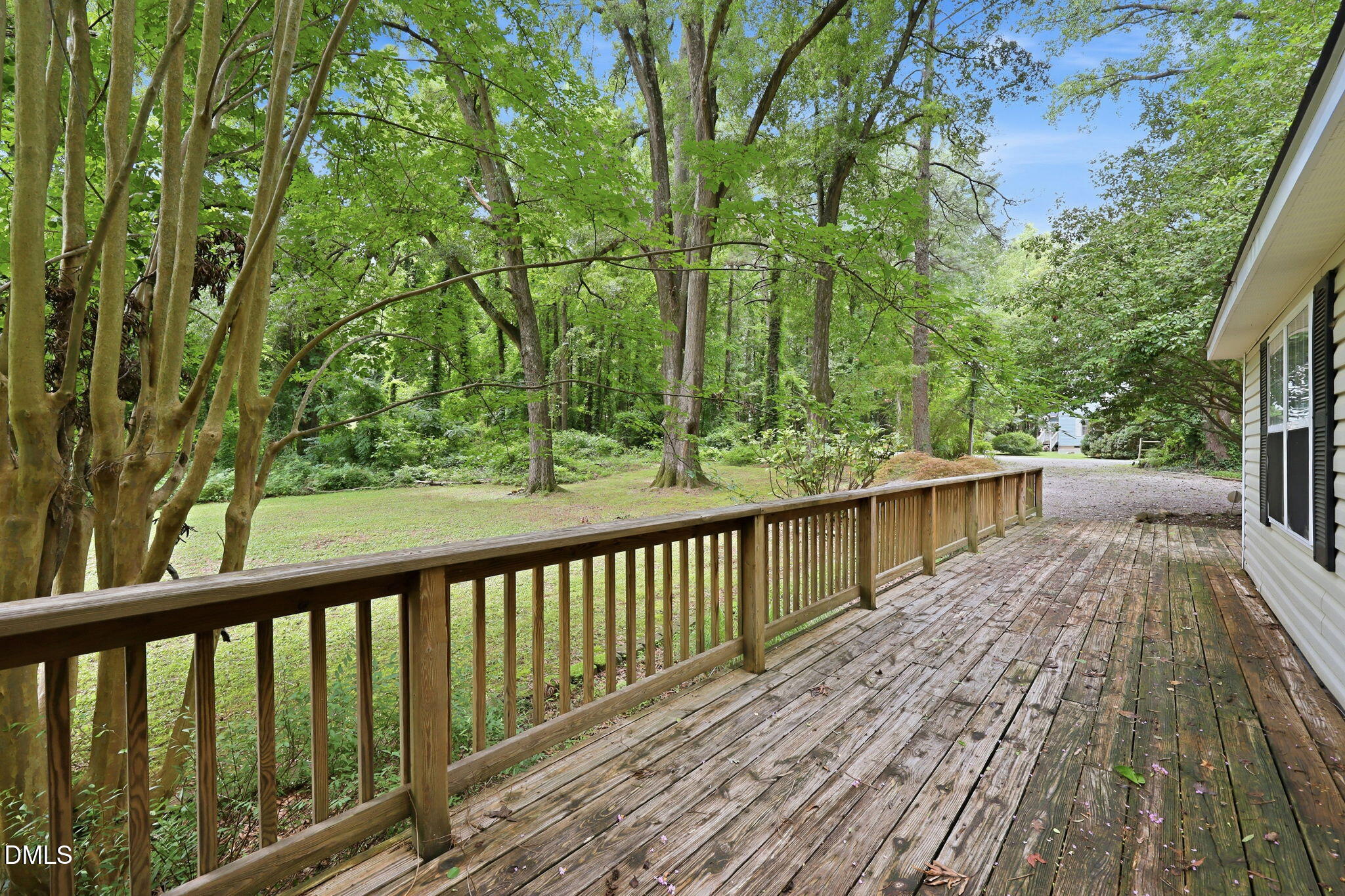 main property photo 45