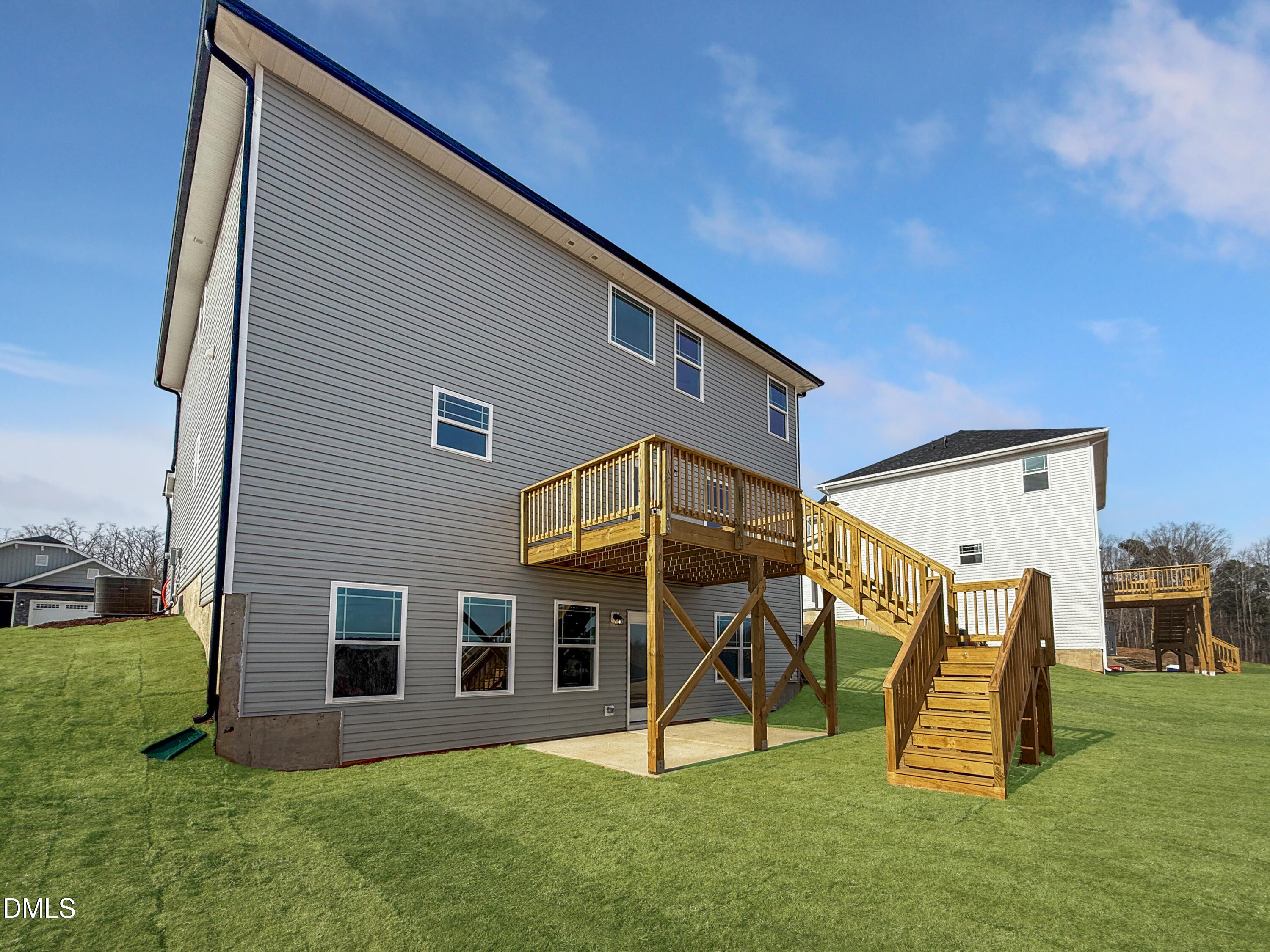 main property photo 41