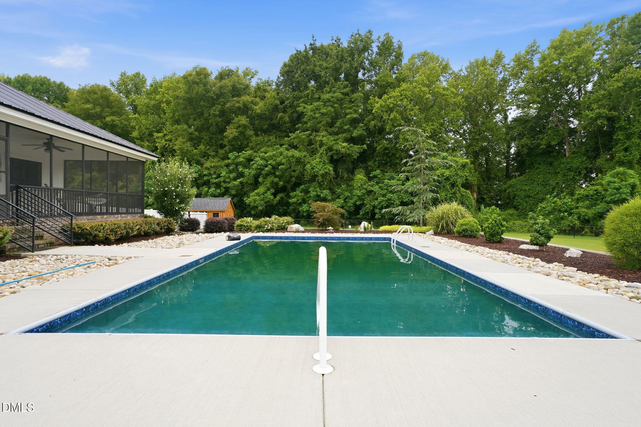main property photo 43