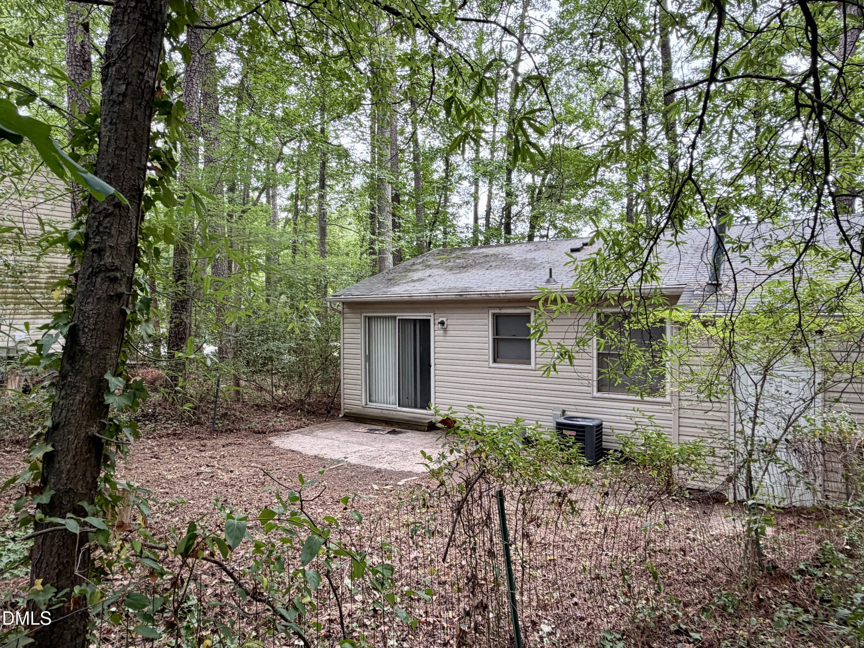 main property photo 24